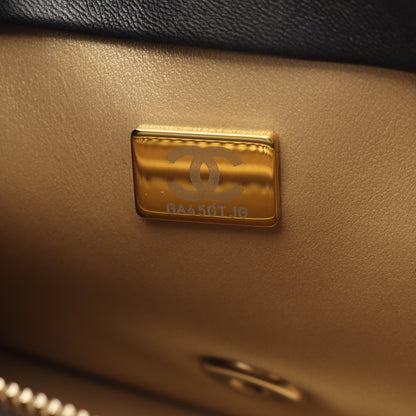 マトラッセ チェーンショルダーバッグ ラムスキン ブラック ゴールド金具 シャネル バッグ CHANEL