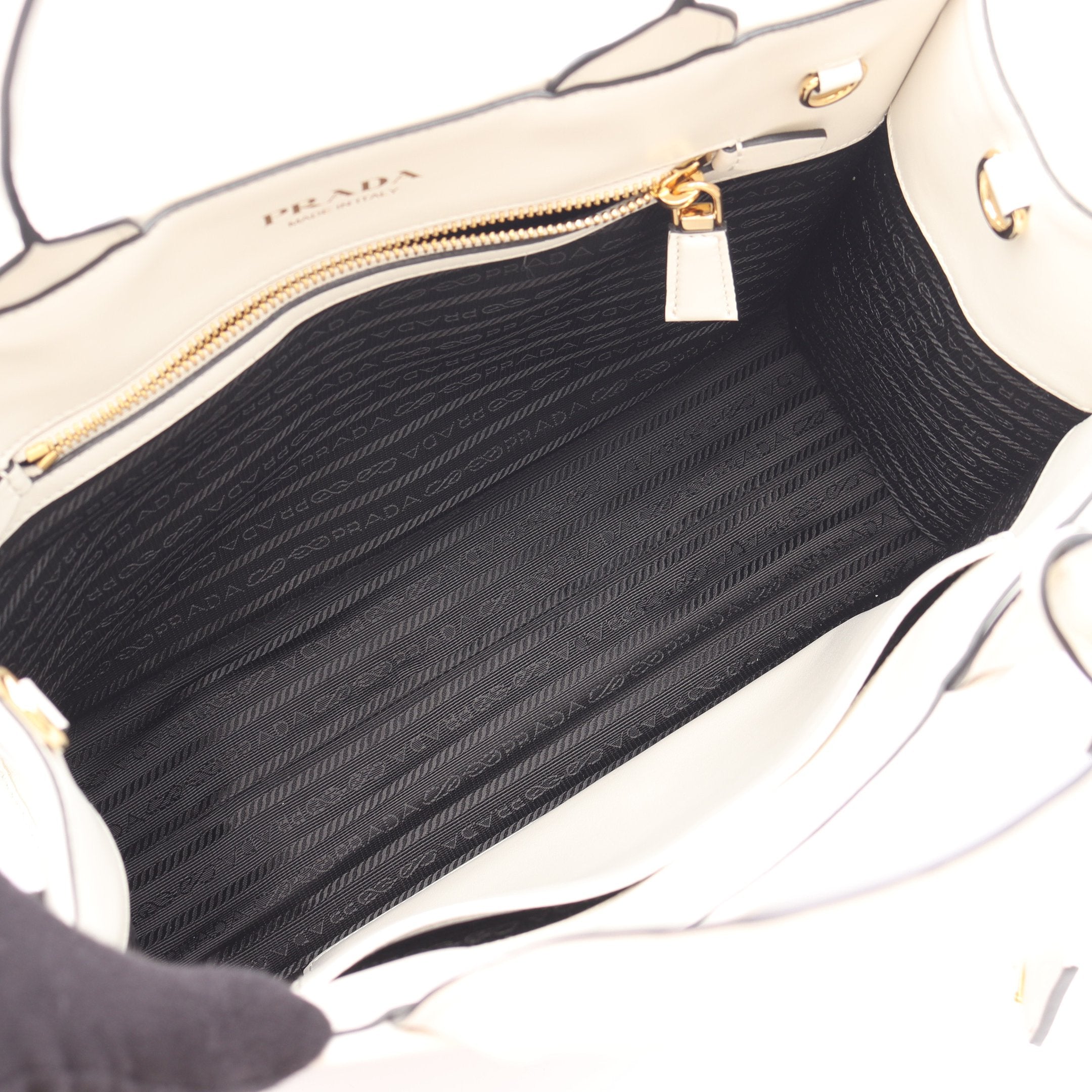 シンボル トップステッチ SOFT CALF ハンドバッグ トートバッグ レザー