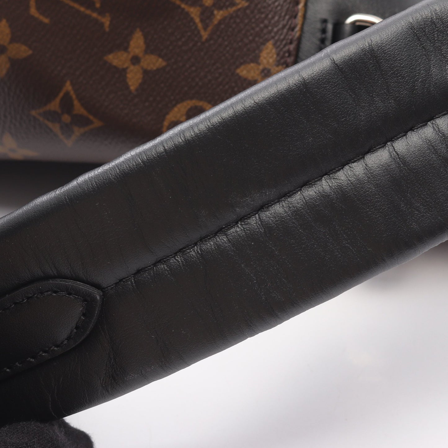 ジョッシュ NV モノグラムマカサー バックパック リュックサック PVC レザー ブラウン ブラック ルイヴィトン バッグ LOUIS VUITTON