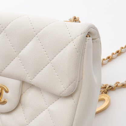 ミニマトラッセ チェーンショルダーバッグ ラムスキン ホワイト ゴールド金具 シャネル バッグ CHANEL