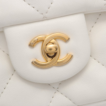 ミニマトラッセ チェーンショルダーバッグ ラムスキン ホワイト ゴールド金具 シャネル バッグ CHANEL