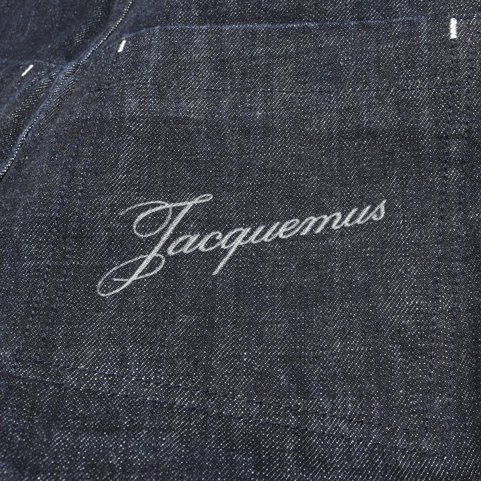ハイウエスト デニムパンツ コットン インディゴブルー ボタンフライ ジャックムス ボトムス JACQUEMUS