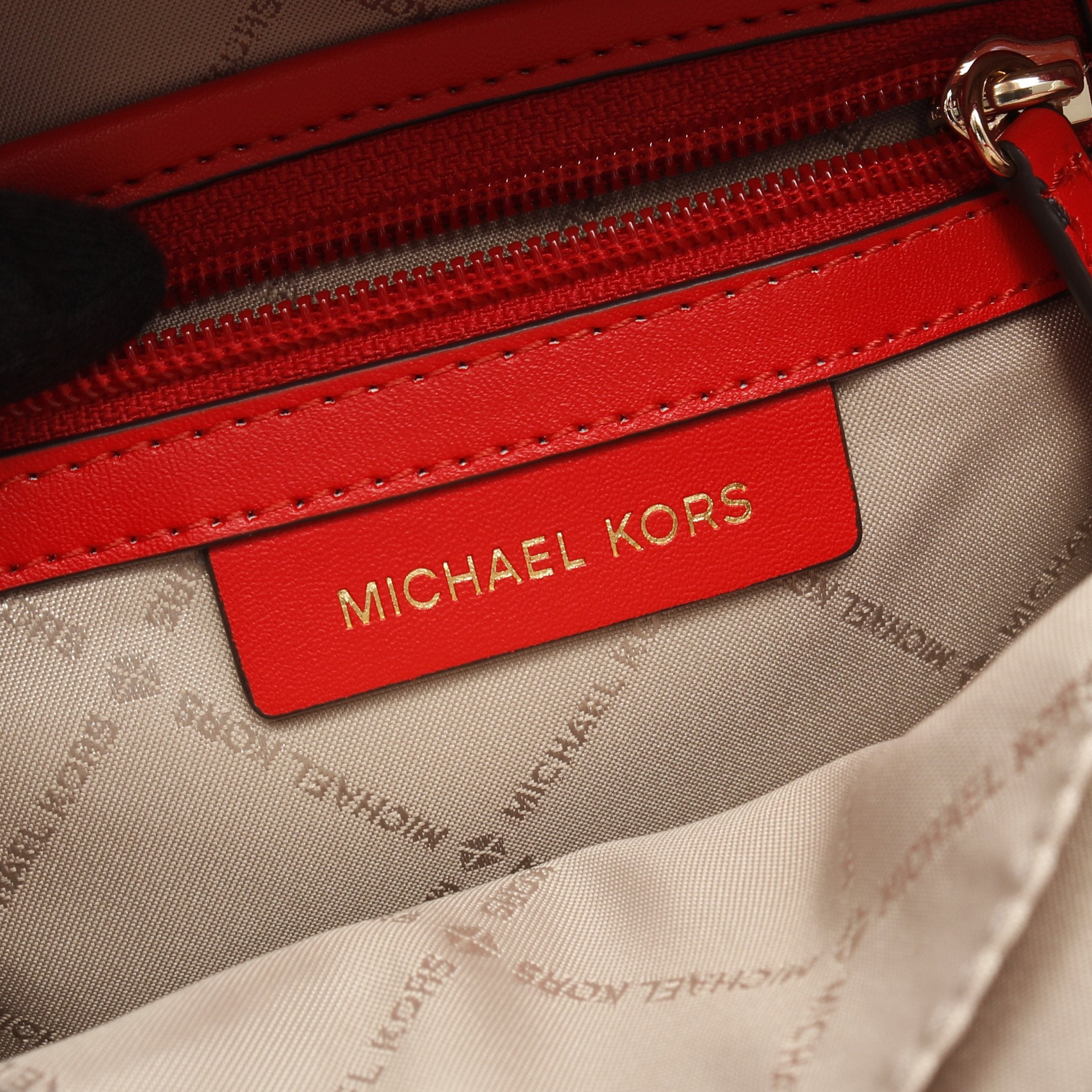 MAISIE メイジー エクストラスモール ロゴ 2-IN-1 バックパック