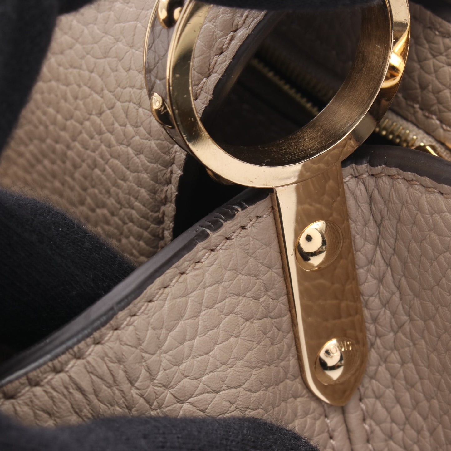 カプシーヌBB ガレ ハンドバッグ トリヨンレザー グレーベージュ 2WAY ルイヴィトン バッグ LOUIS VUITTON