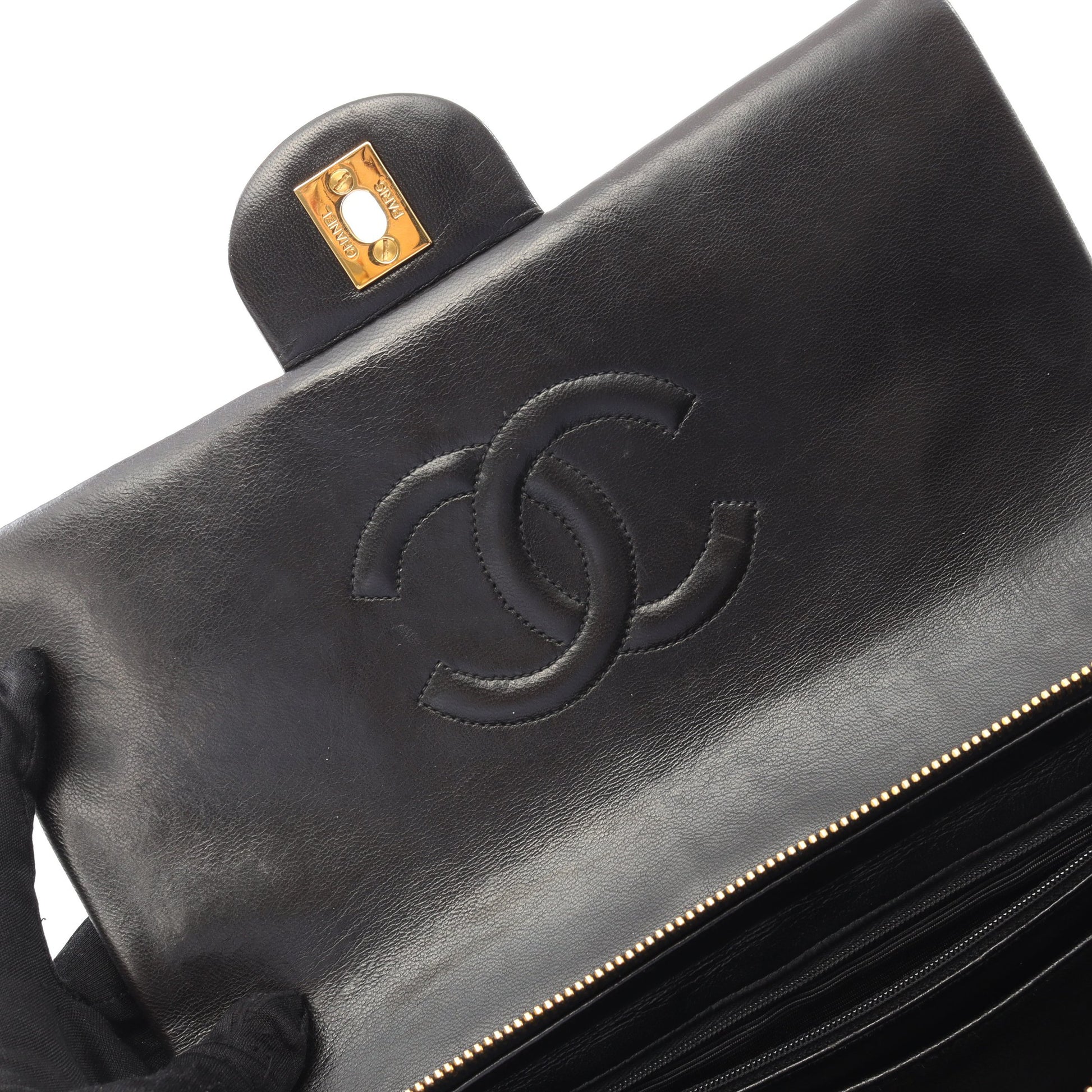 マトラッセ バックパック リュックサック ラムスキン ブラック ゴールド金具 ターンロック シャネル バッグ CHANEL