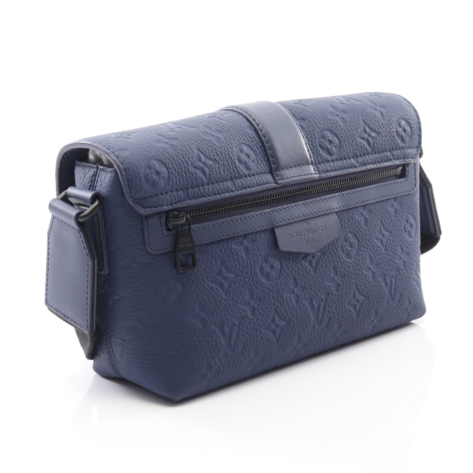 Sケープ メッセンジャー モノグラムエンボス サファイア ショルダーバッグ レザー ブルー ルイヴィトン バッグ LOUIS VUITTON