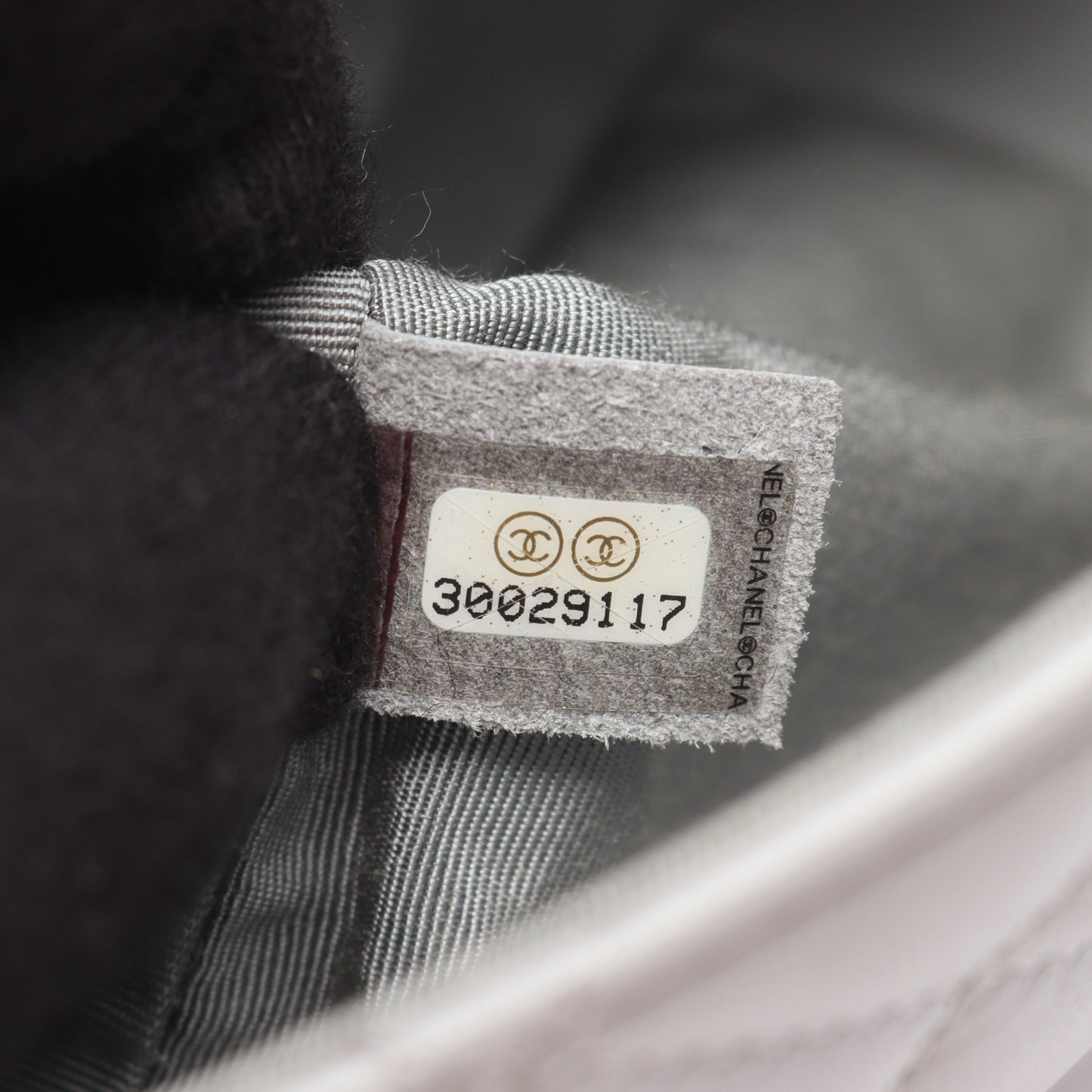 マトラッセ ショルダーバッグ ラムスキン グレー シルバー金具 シャネル バッグ CHANEL
