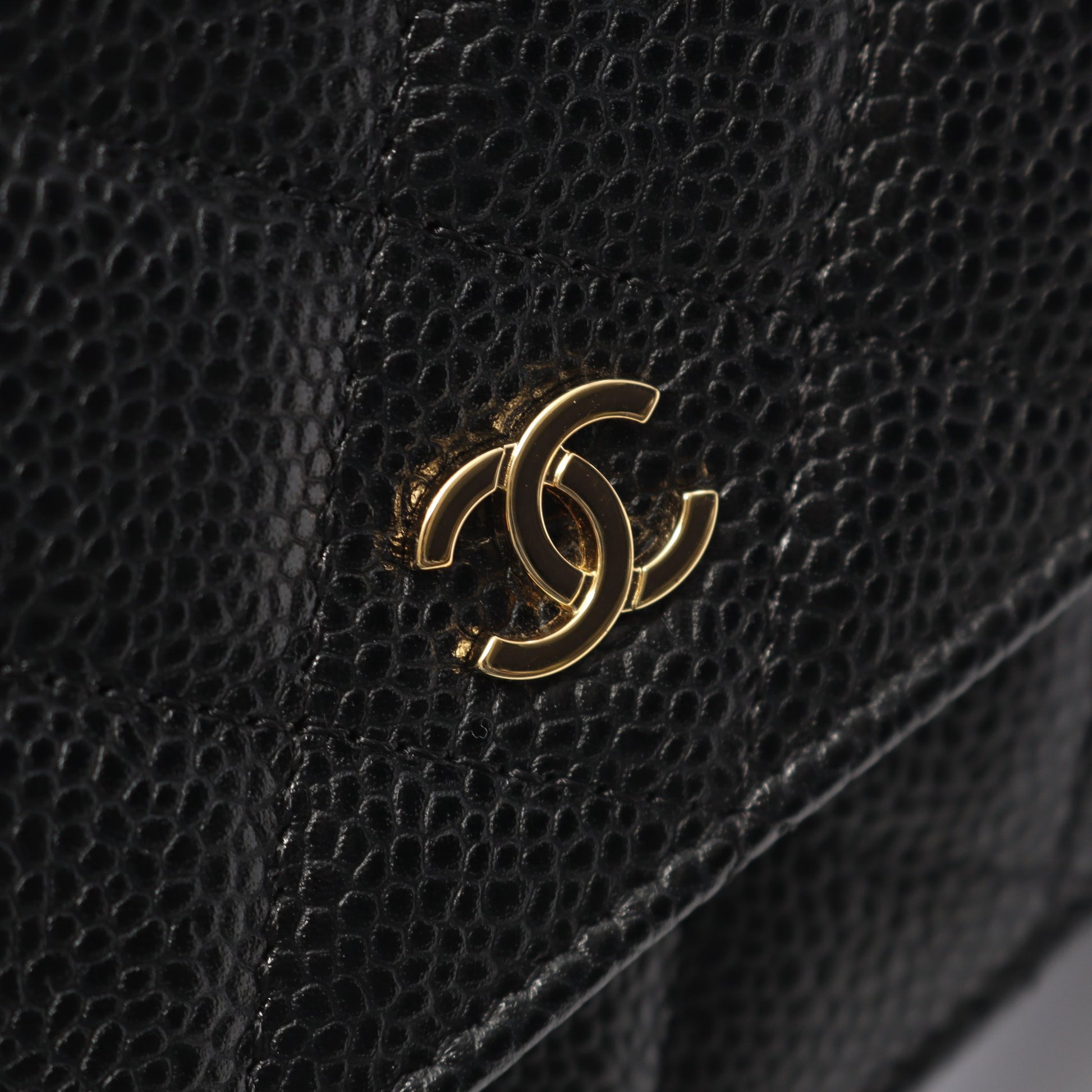 マトラッセ チェーンウォレット キャビアスキン ブラック ゴールド金具 シャネル バッグ CHANEL