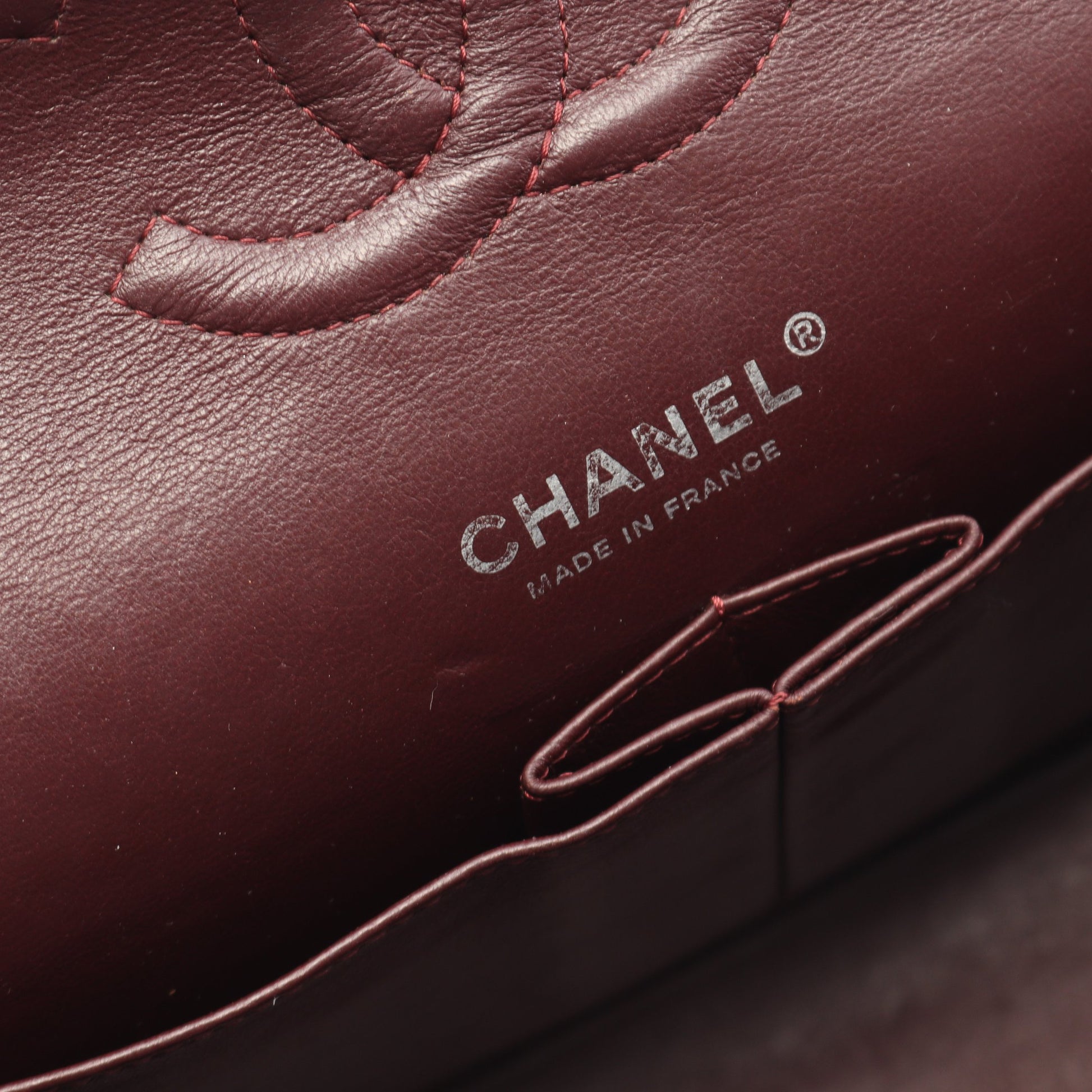 マトラッセ Wフラップ Wチェーンショルダーバッグ キャビアスキン ブラック シルバー金具 シャネル バッグ CHANEL
