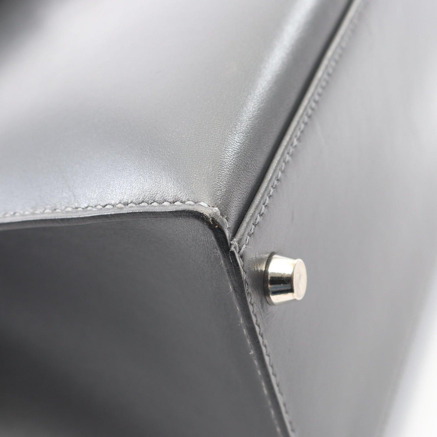 ケリー32 グラファイト ハンドバッグ ボックスカーフ グレー シルバー金具 外縫い 2WAY □D刻印 バッグ HERMES
