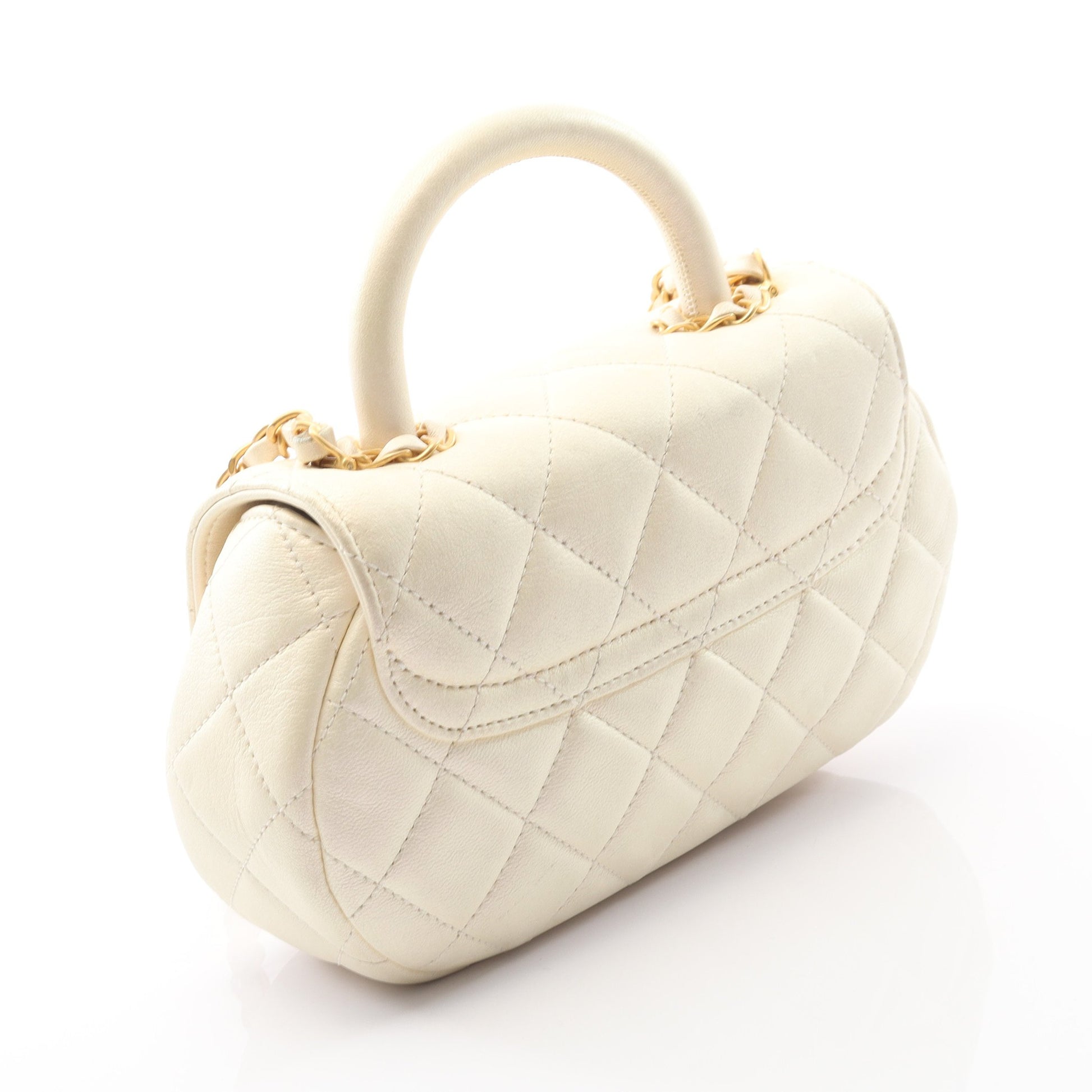 マトラッセ トップハンドル チェーンショルダーバッグ ラムスキン アイボリー ゴールド金具 シャネル バッグ CHANEL