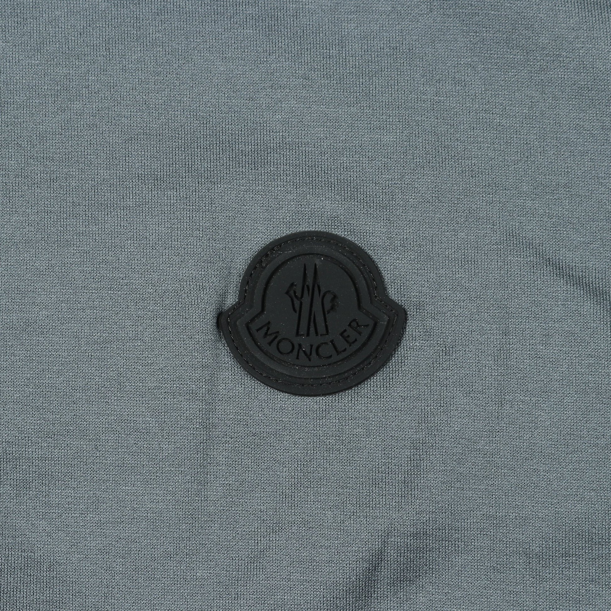 Tシャツ クルーネック 半袖 バックロゴ コットン グレーグリーン モンクレール トップス MONCLER