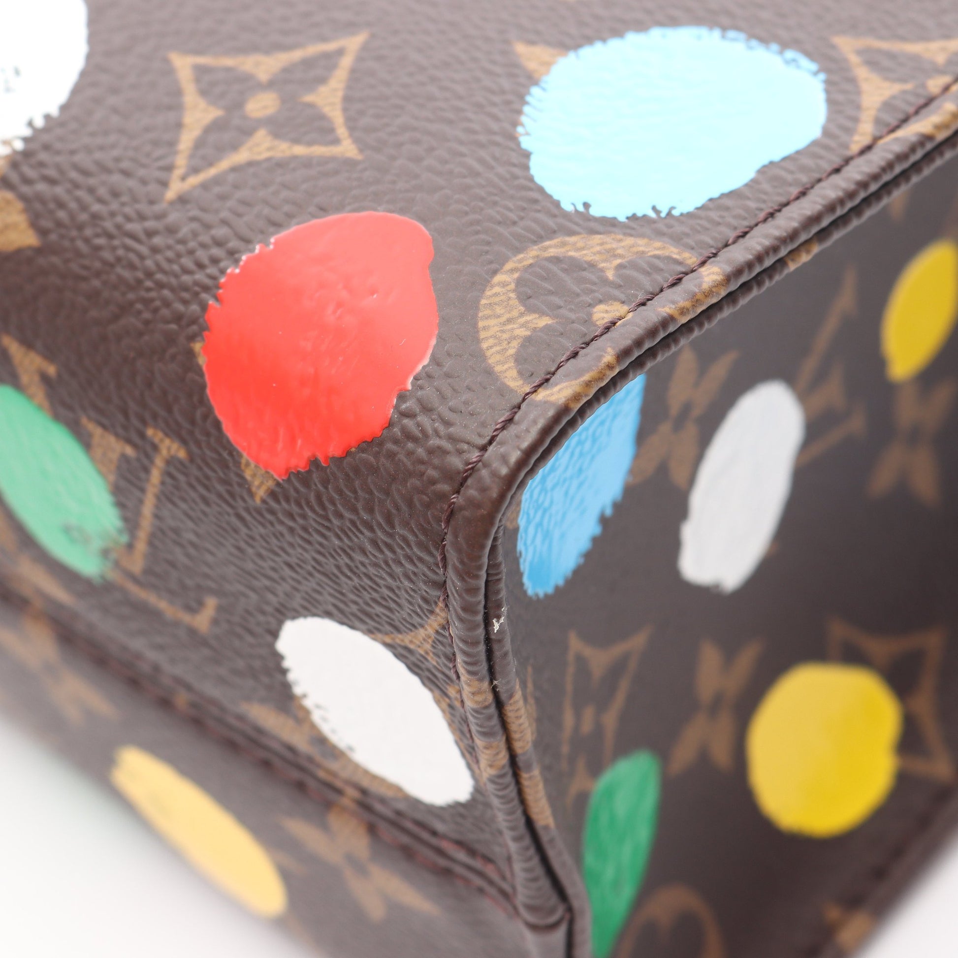 LOUIS VUITTON × yayoi kusama オンザゴーPM ハンドバッグ PVC レザー ブラウン マルチカラー 2WAY ルイヴィトン バッグ LOUIS VUITTON