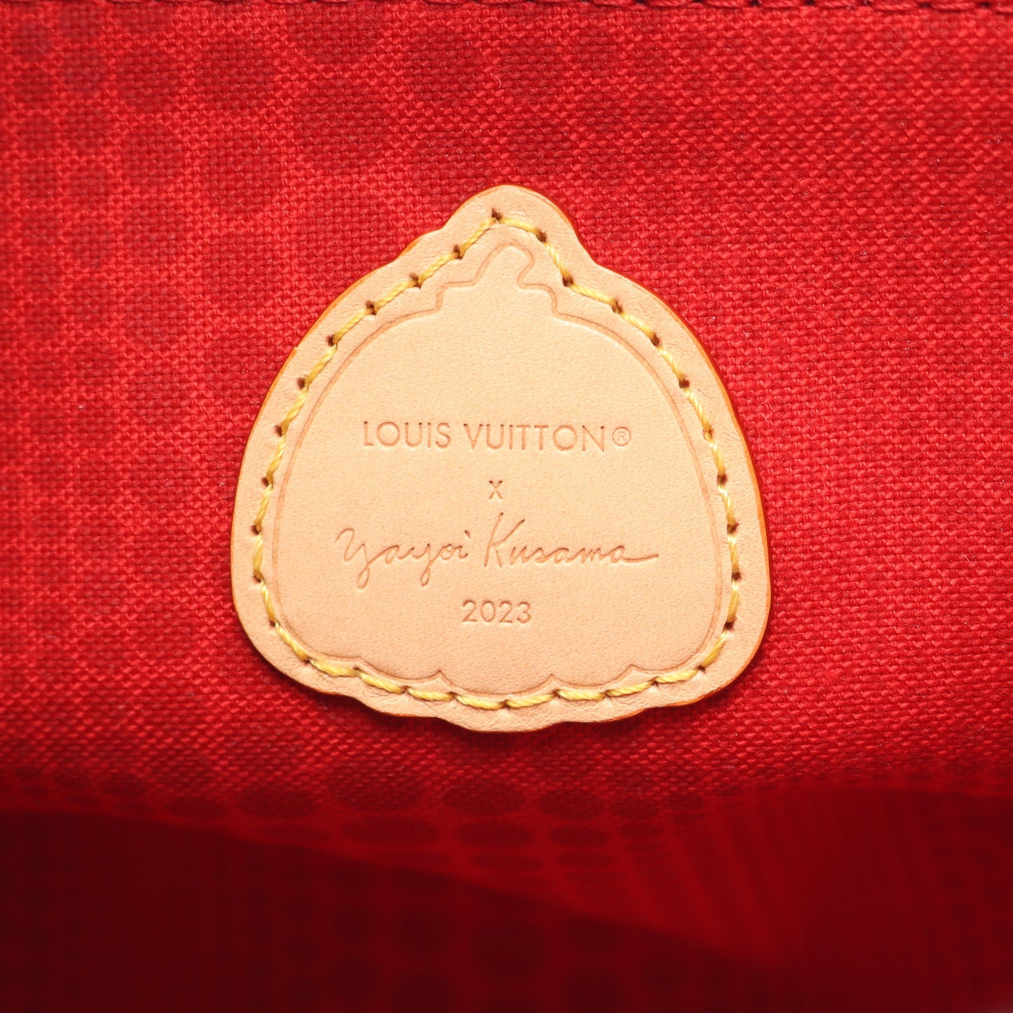 LOUIS VUITTON × yayoi kusama オンザゴーPM ハンドバッグ PVC レザー ブラウン マルチカラー 2WAY ルイヴィトン バッグ LOUIS VUITTON