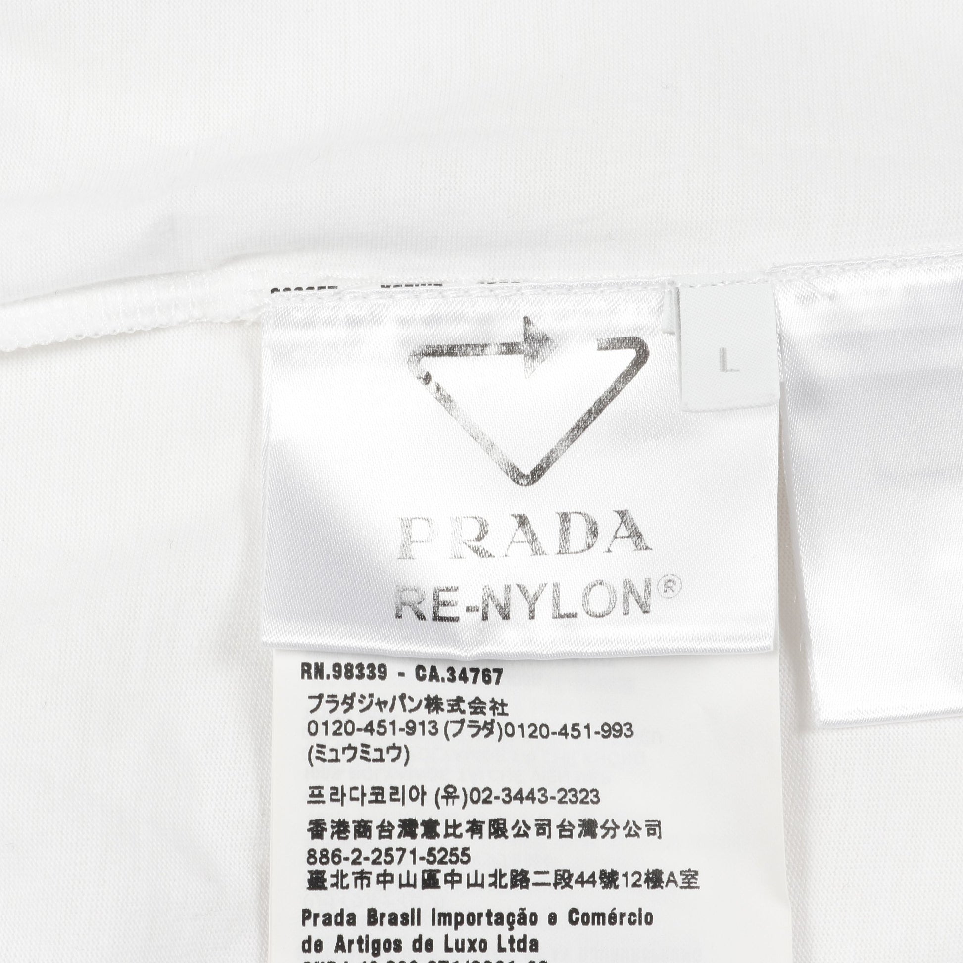 Re-Nylon トライアングルロゴプレート Tシャツ クルーネック コットン ホワイト プラダ トップス PRADA