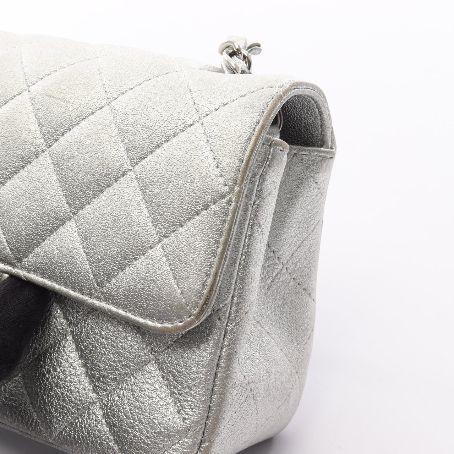 ミニマトラッセ20 チェーンショルダーバッグ レザー シルバー シルバー金具 シャネル バッグ CHANEL