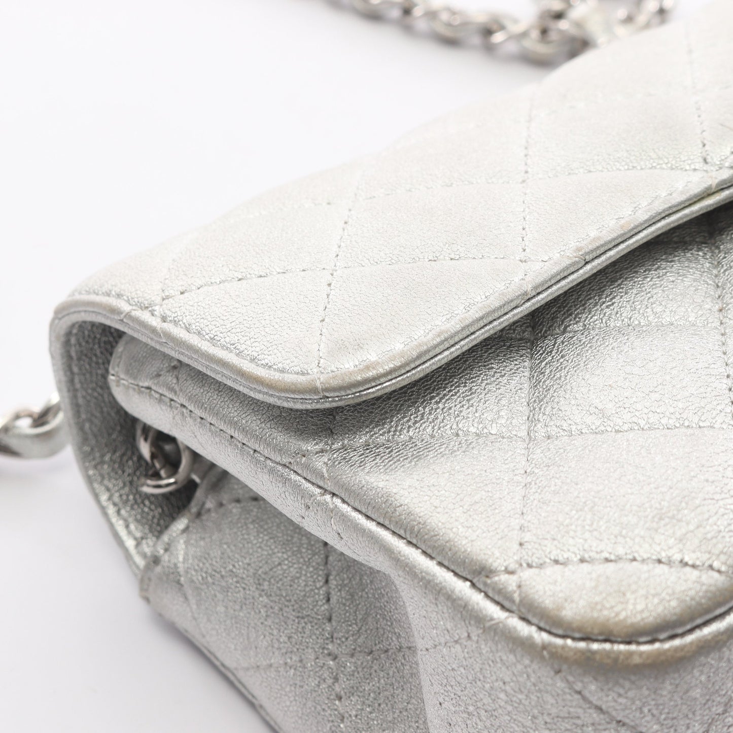 ミニマトラッセ20 チェーンショルダーバッグ レザー シルバー シルバー金具 シャネル バッグ CHANEL