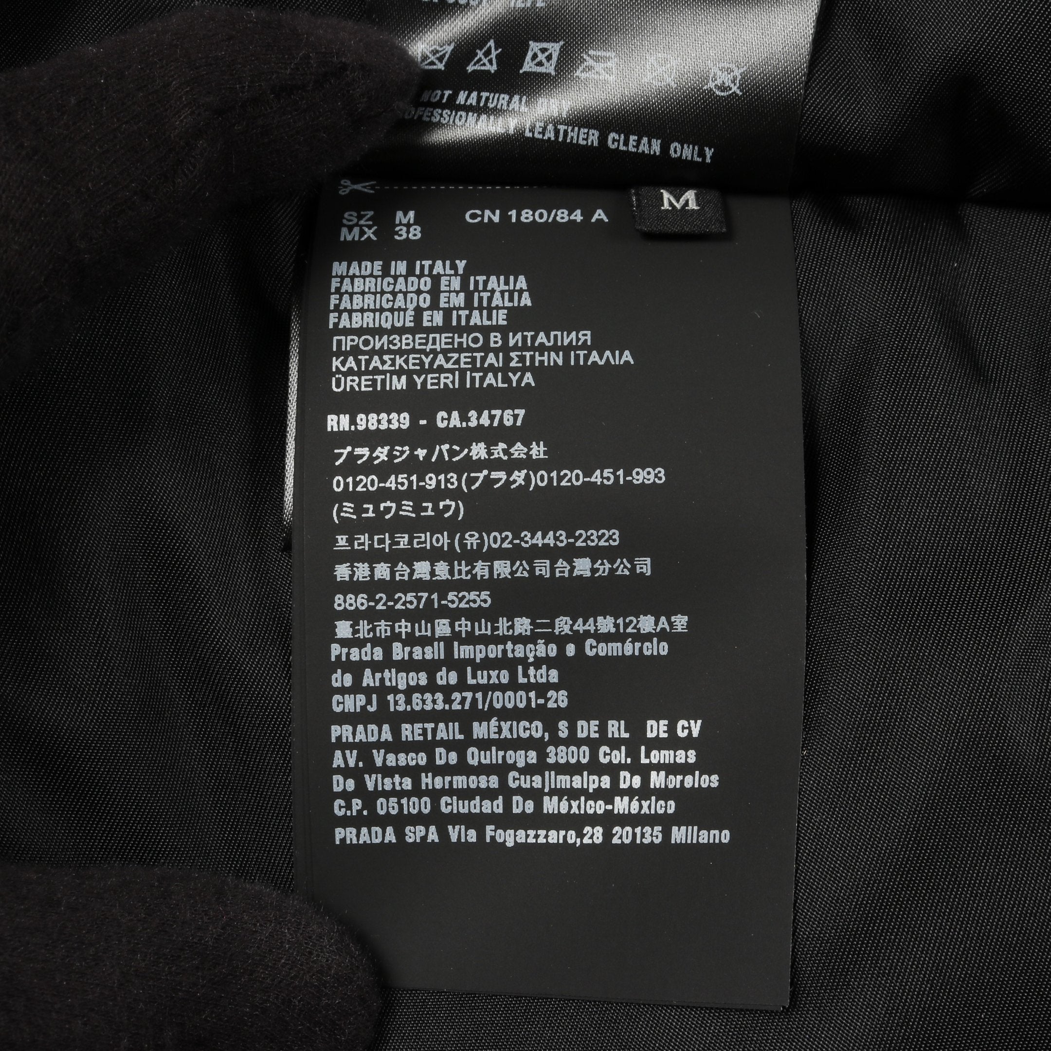 ナッパレザー ボンバージャケット レザー ピンク 三角プレート プラダ ナッパレザー ボンバージャケット レザー ピンク 三角プレート プラダ