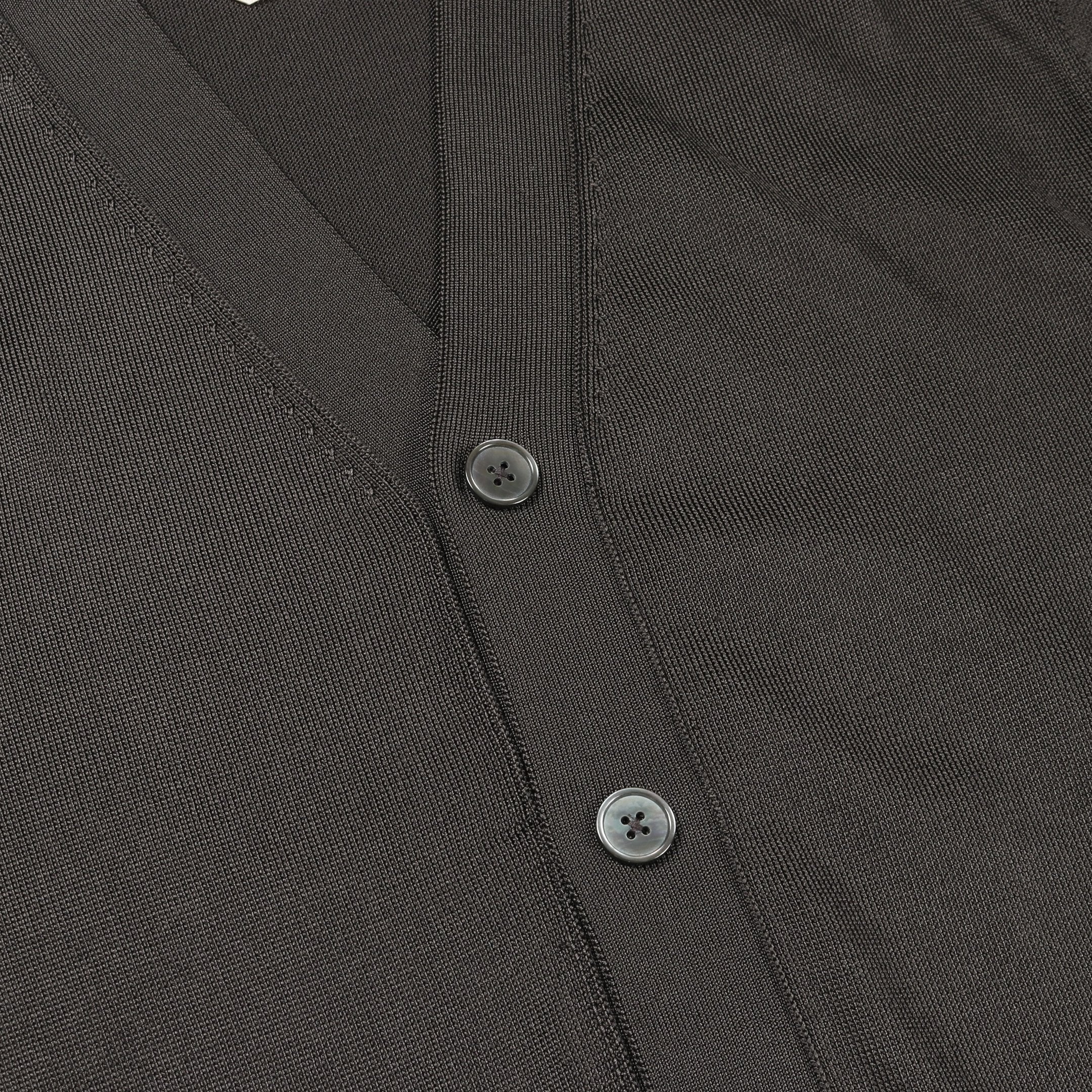 エルメス　ダークグレーカーディガン　36 カーディガン シルク ダークグレー エルメス – RECLO