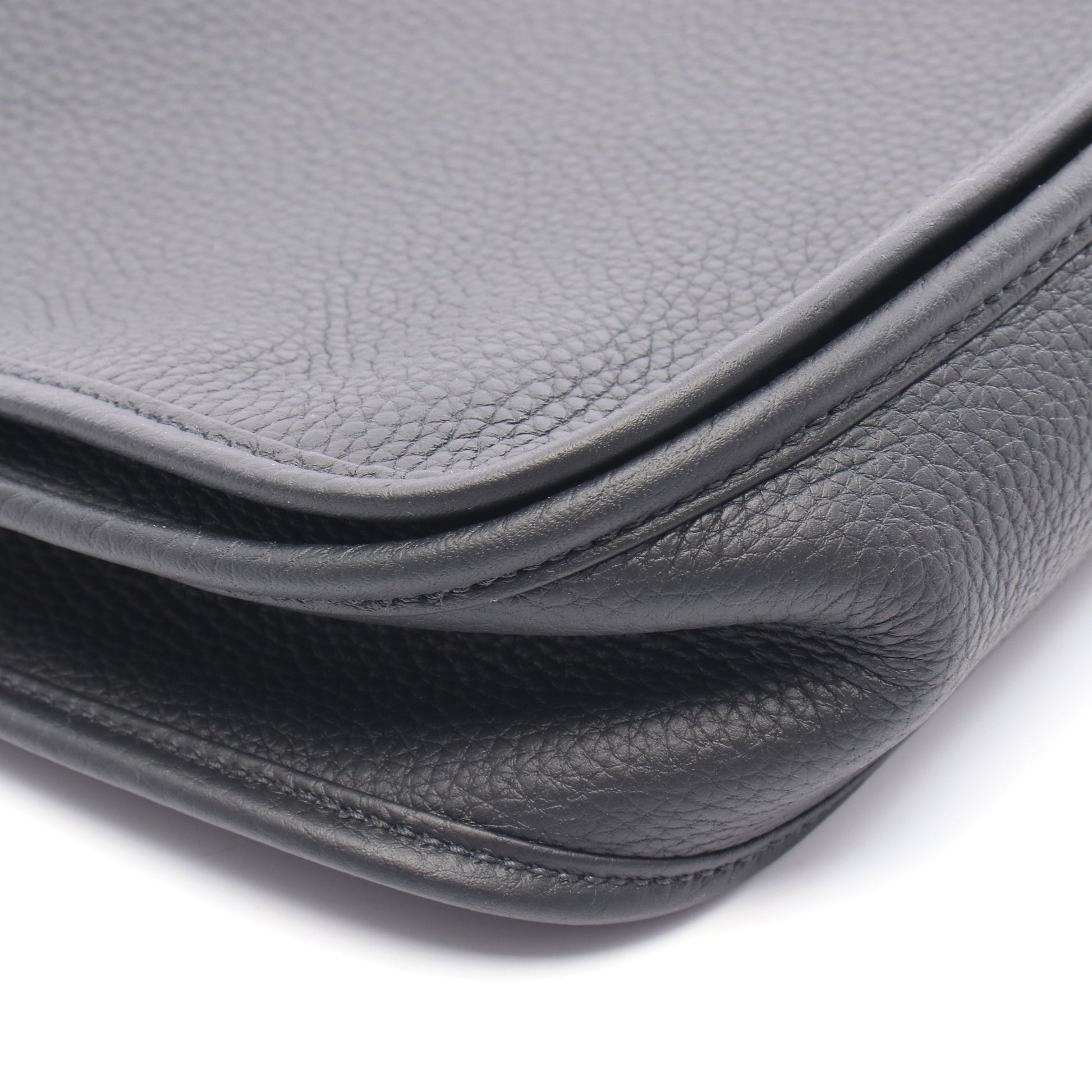 エヴリン 3 トロワ PM ショルダーバッグ トリヨンクレマンス ブラック シルバー金具 K刻印 エルメス バッグ HERMES