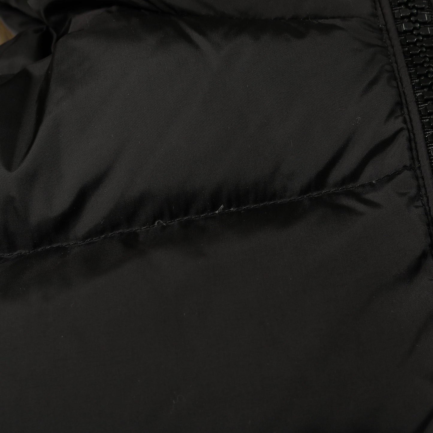 BYRON ダウンジャケット ナイロン ブラック フード付き モンクレール アウター MONCLER