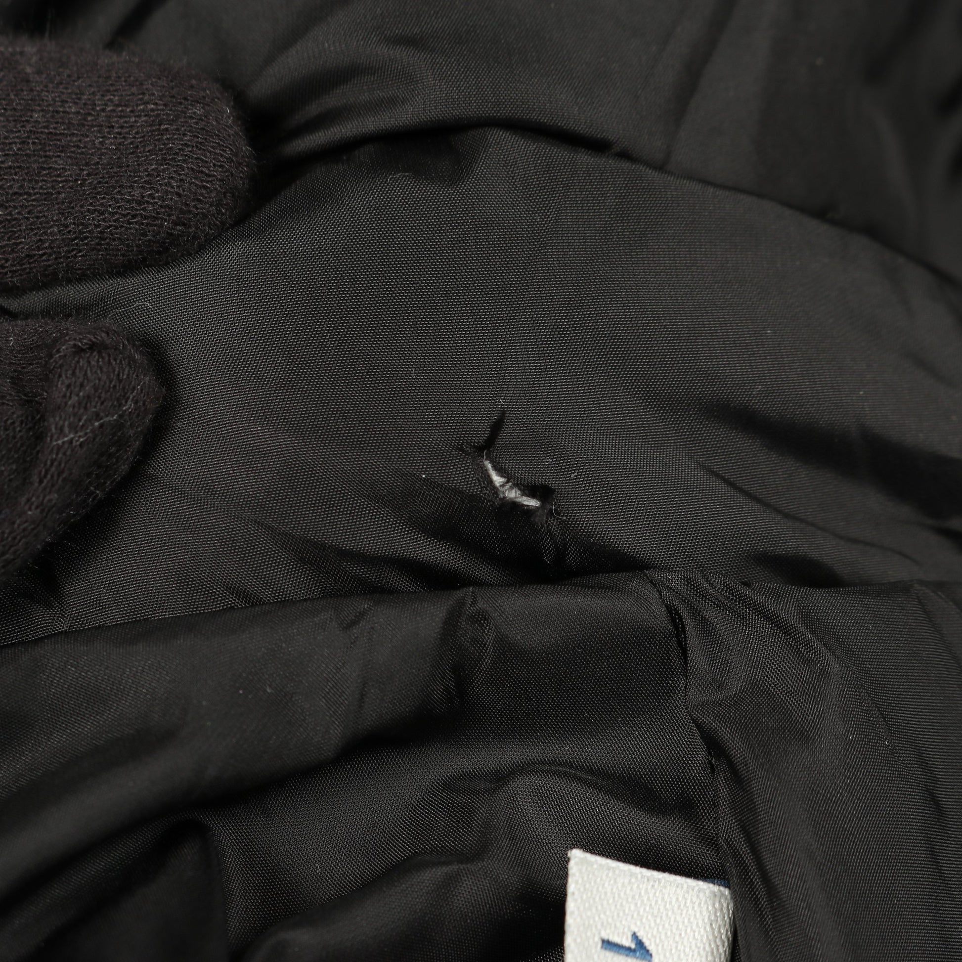 BYRON ダウンジャケット ナイロン ブラック フード付き モンクレール アウター MONCLER