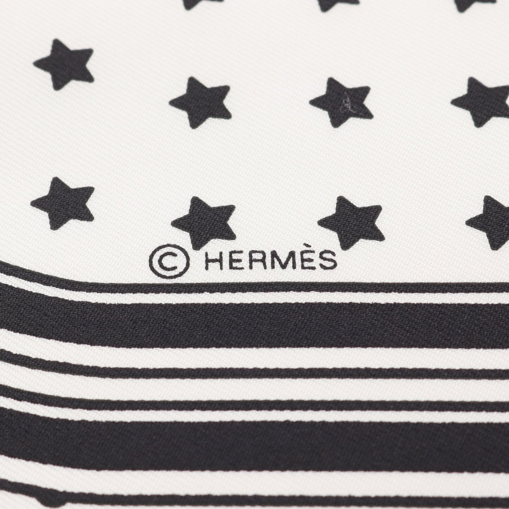 カレ70 BRIDES de GALA Bandana フリル スカーフ シルク オフホワイト ブラック エルメス 財布・小物 HERMES