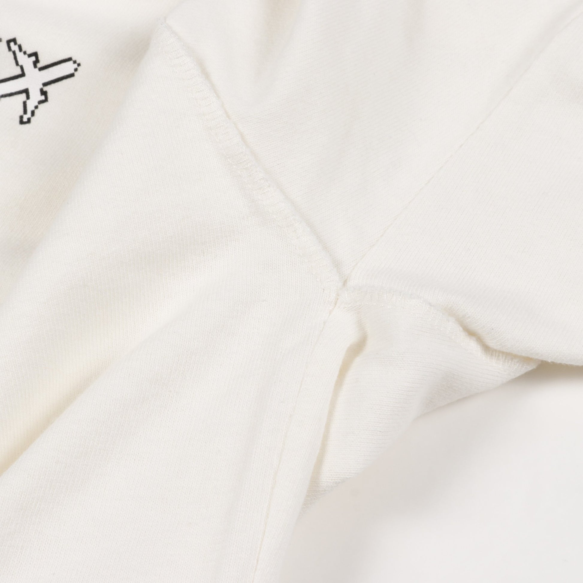 2054 LVプレーン プリンテッド Tシャツ クルーネック 半袖 コットン オフホワイト ルイヴィトン トップス LOUIS VUITTON