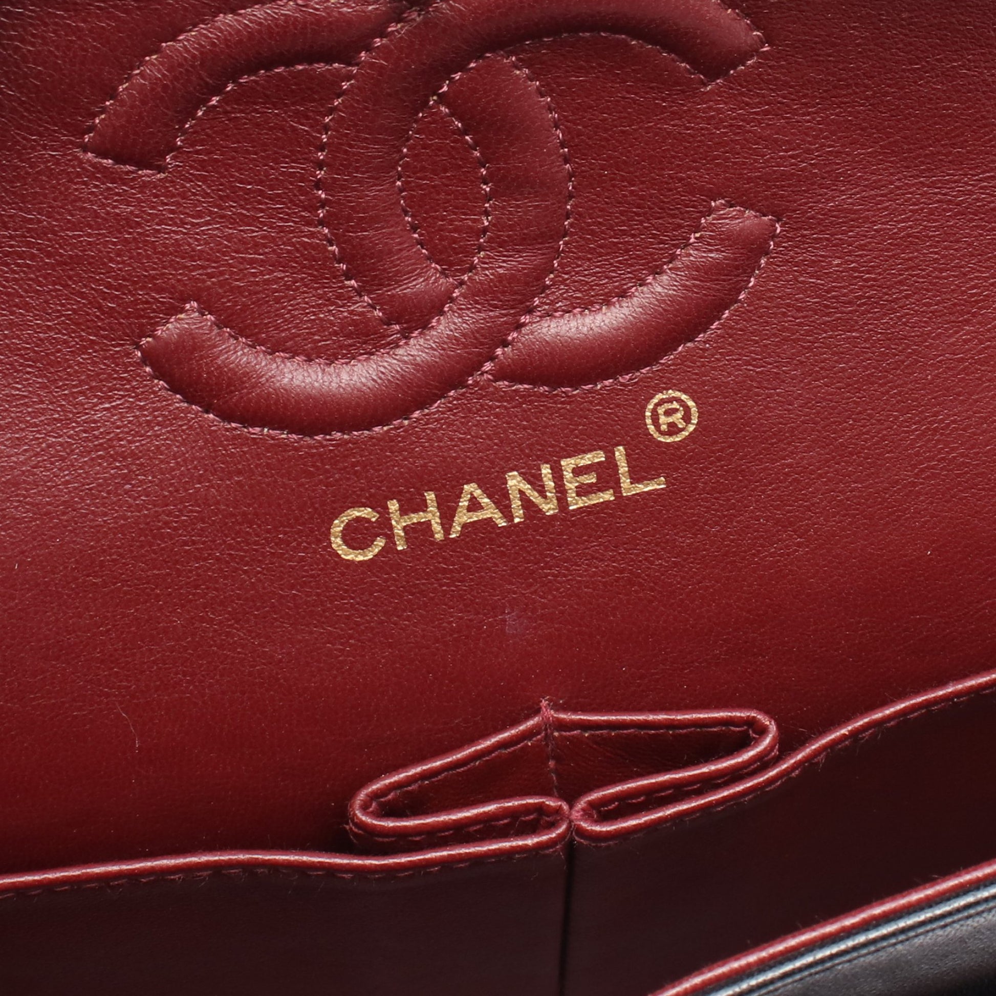 マトラッセ Wフラップ Wチェーンショルダーバッグ ラムスキン ブラック ゴールド金具 シャネル バッグ CHANEL