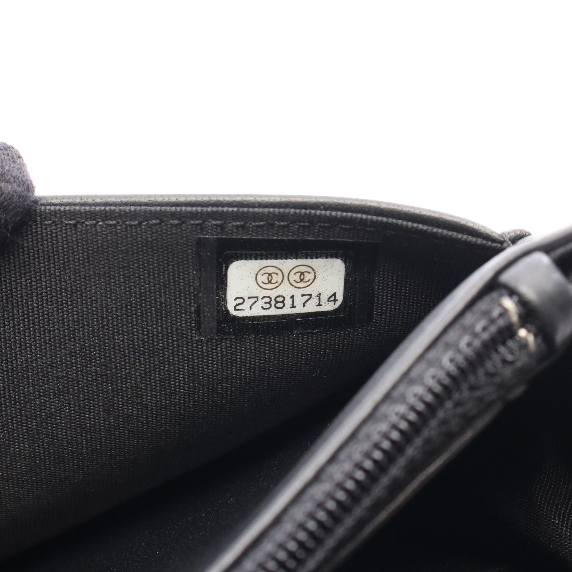 ボーイシャネル シェブロン Vステッチ チェーンウォレット ラムスキン ブラック ゴールド金具 シャネル バッグ CHANEL