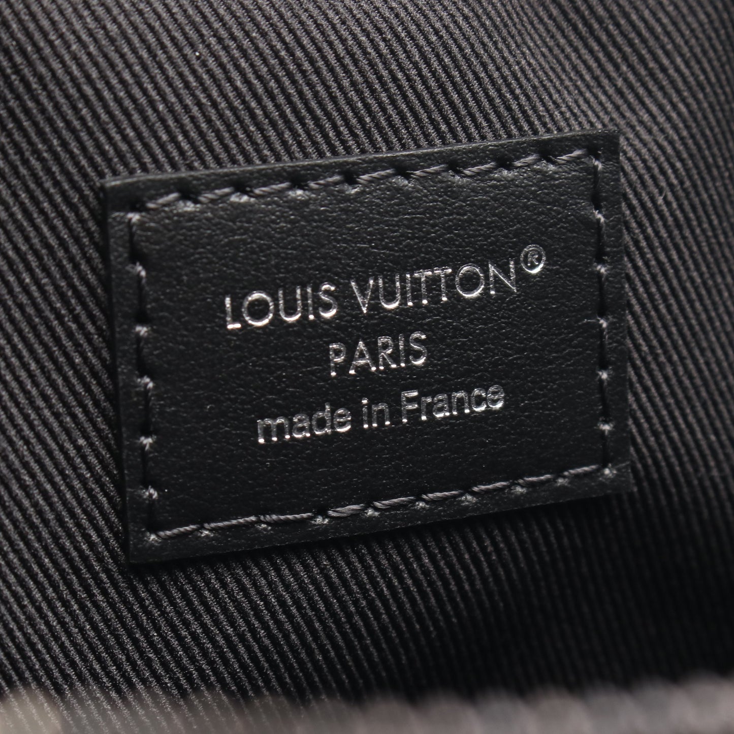 トリオ メッセンジャー モノグラム エクリプス ショルダーバッグ PVC レザー ブラック グレー ルイヴィトン バッグ LOUIS VUITTON