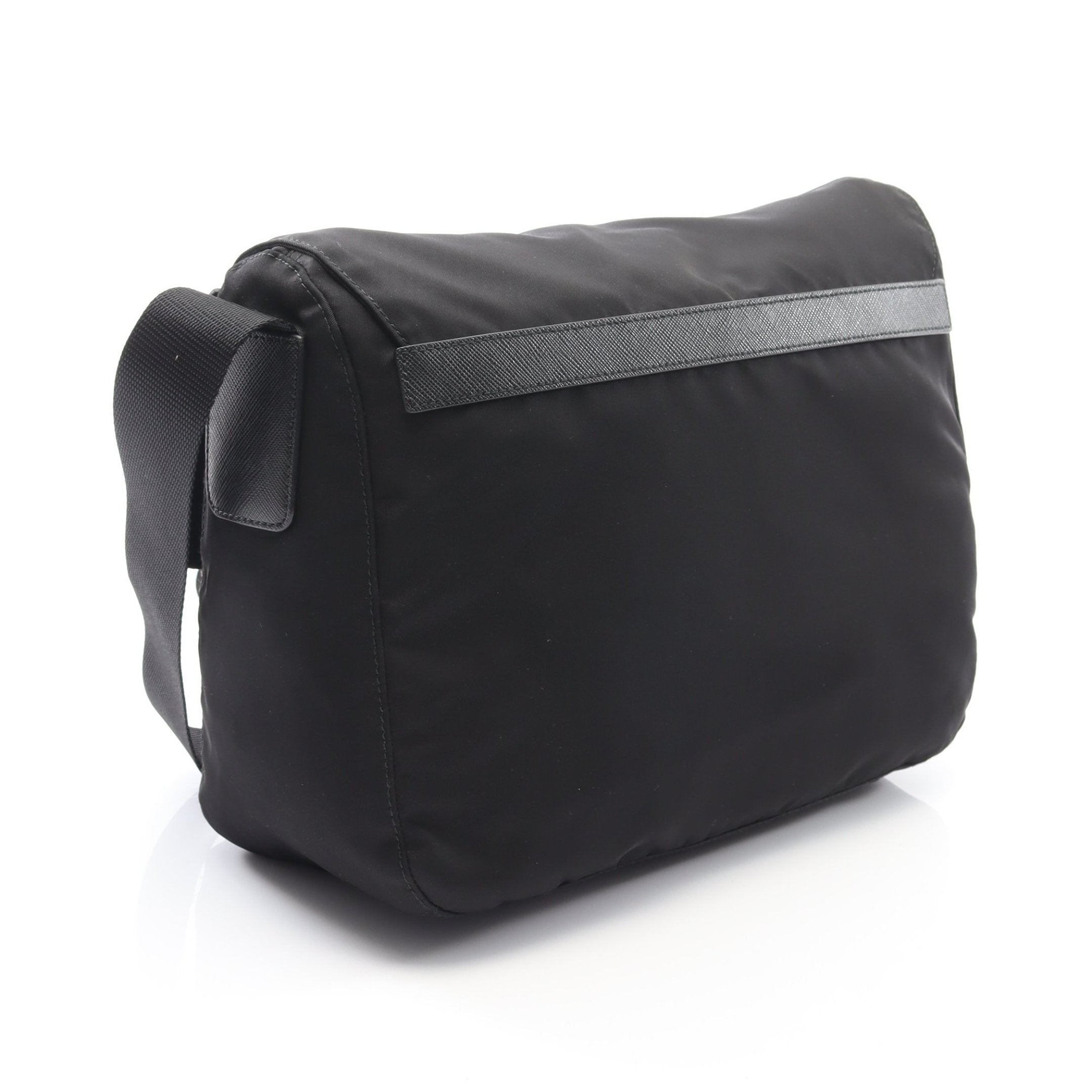 プラダ メッセンジャーバッグ サフィアーノレザー×ナイロン A4可 黒 楽天市場】プラダ PRADA メッセンジャーバッグ ショルダーバッグ