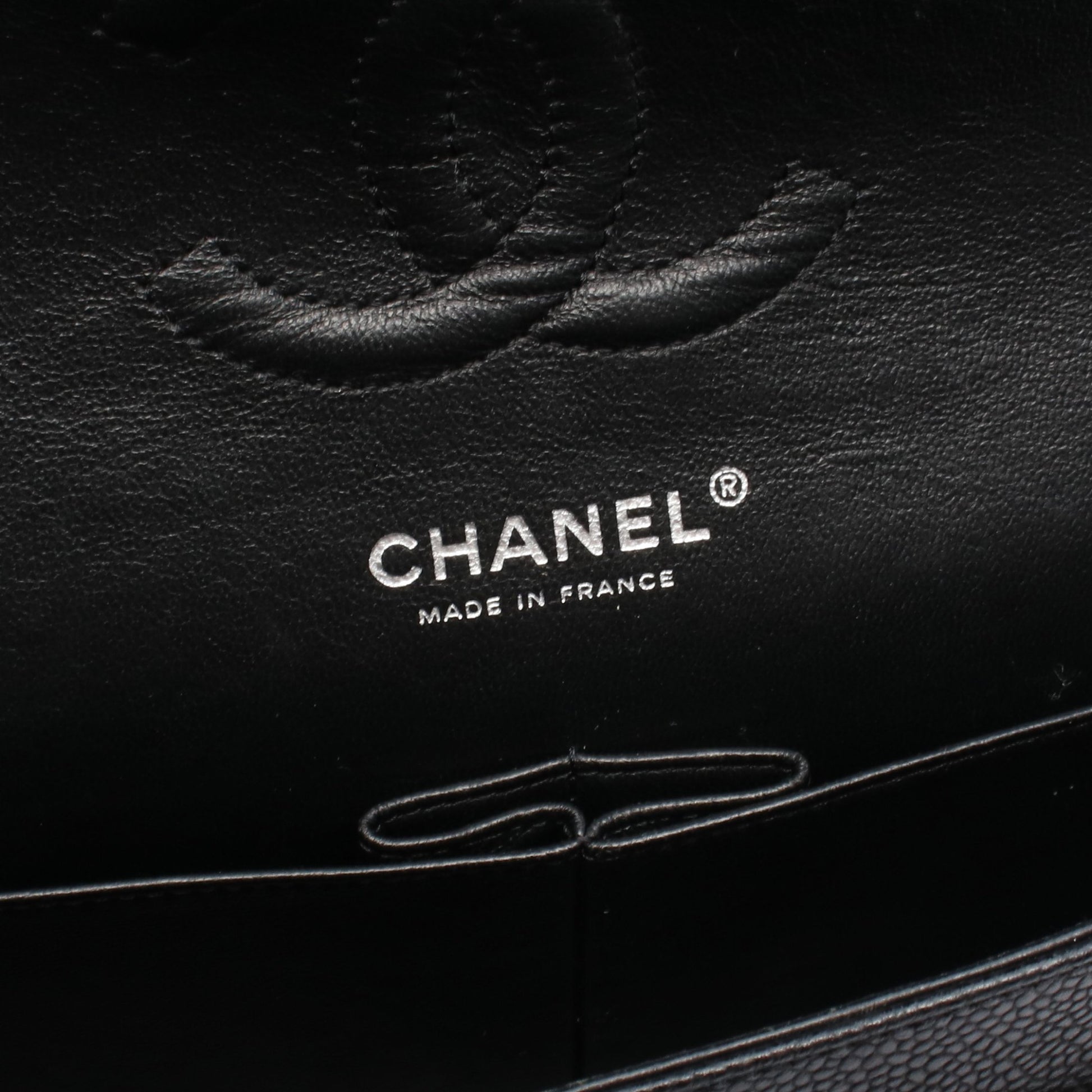 マトラッセ Wフラップ Wチェーンショルダーバッグ キャビアスキン ブラック シルバー金具 シャネル バッグ CHANEL