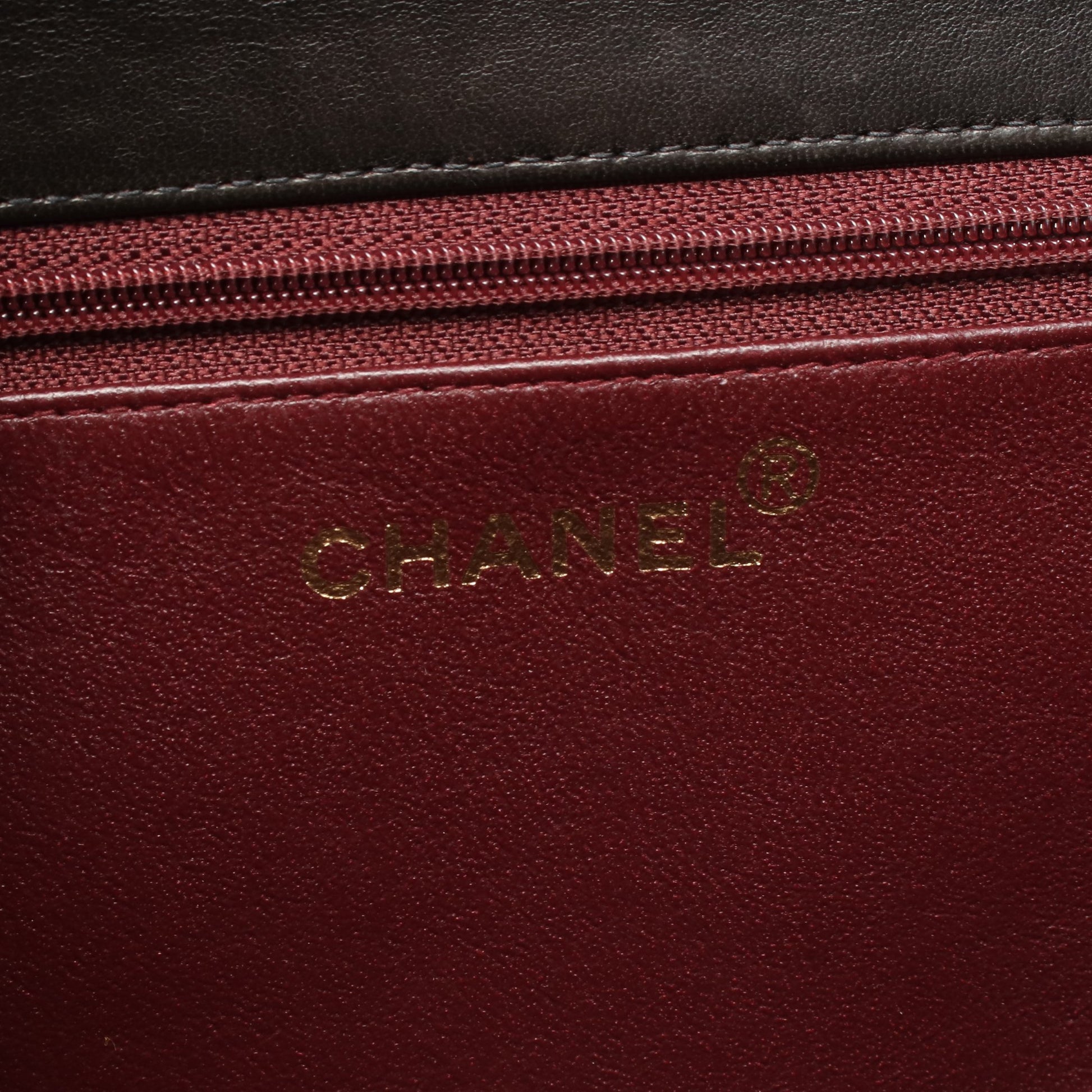 マトラッセ シングルフラップ チェーンショルダーバッグ ラムスキン ブラック ゴールド金具 シャネル バッグ CHANEL