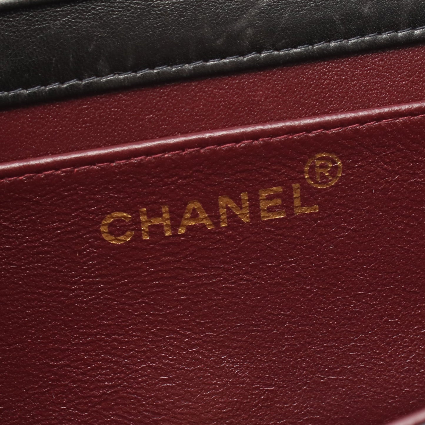 ミニマトラッセ フルフラップ チェーンショルダーバッグ ラムスキン ブラック ゴールド金具 シャネル バッグ CHANEL