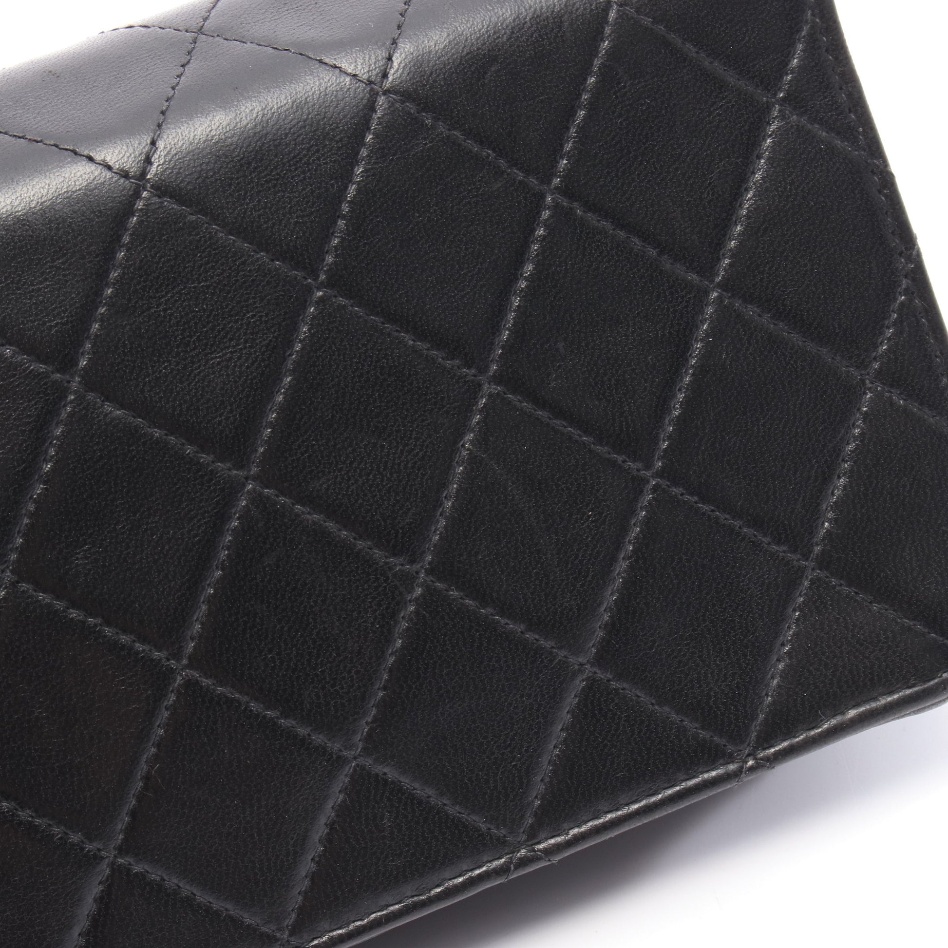 ミニマトラッセ フルフラップ チェーンショルダーバッグ ラムスキン ブラック ゴールド金具 シャネル バッグ CHANEL