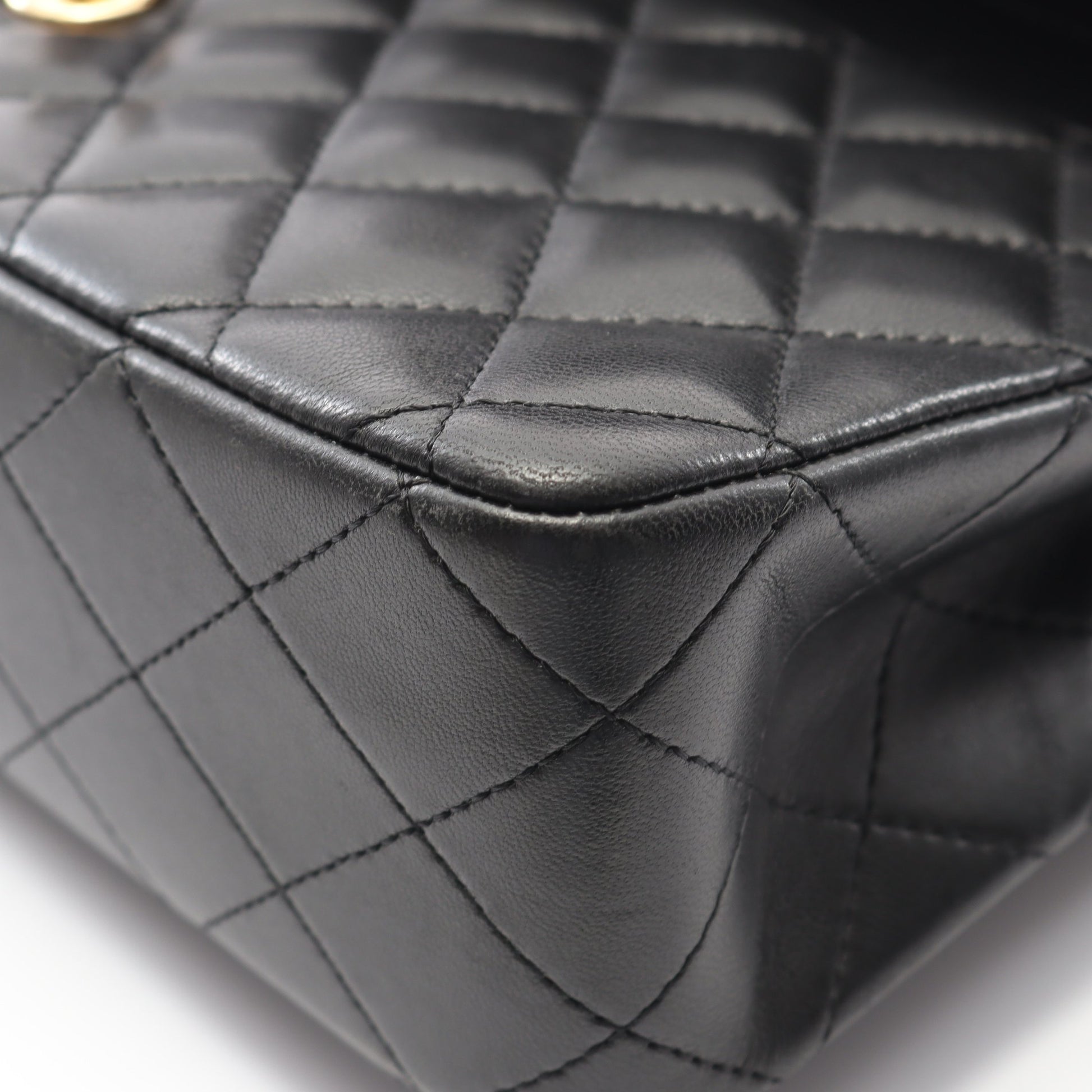 マトラッセ Wフラップ Wチェーンショルダーバッグ ラムスキン ブラック ゴールド金具 シャネル バッグ CHANEL
