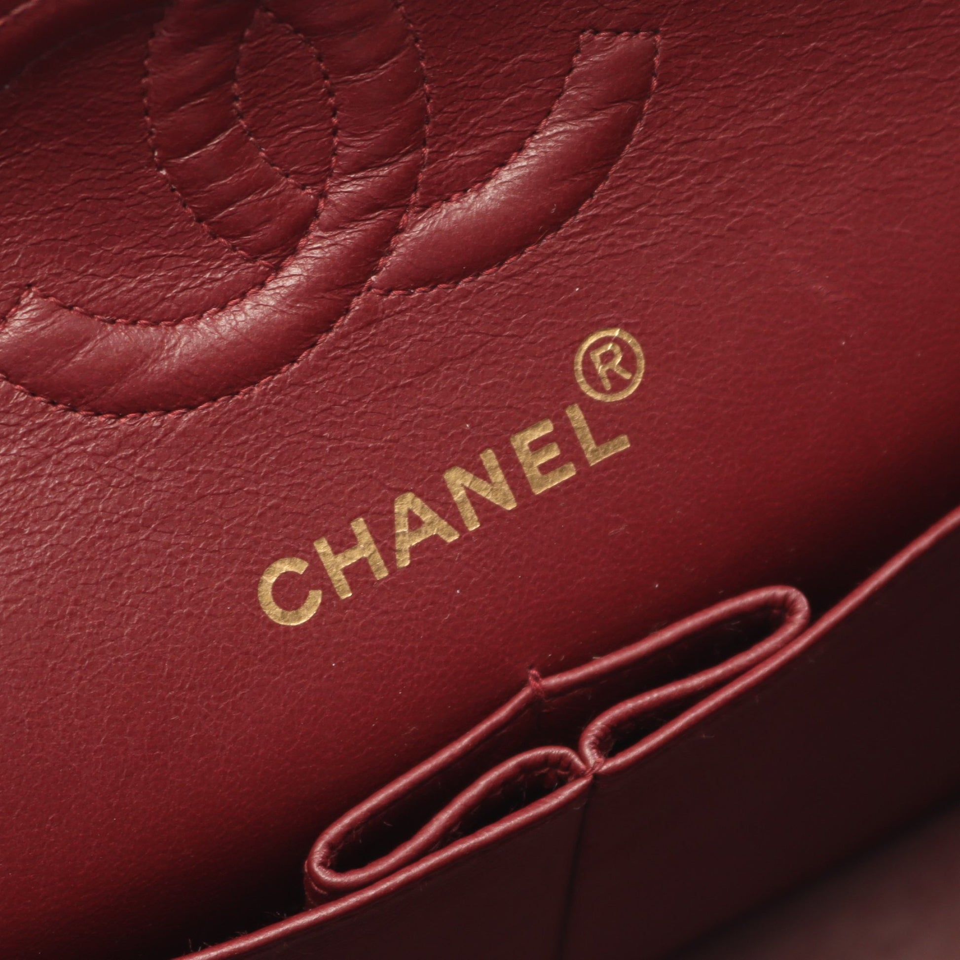 マトラッセ Wフラップ Wチェーンショルダーバッグ ラムスキン ブラック ゴールド金具 シャネル バッグ CHANEL