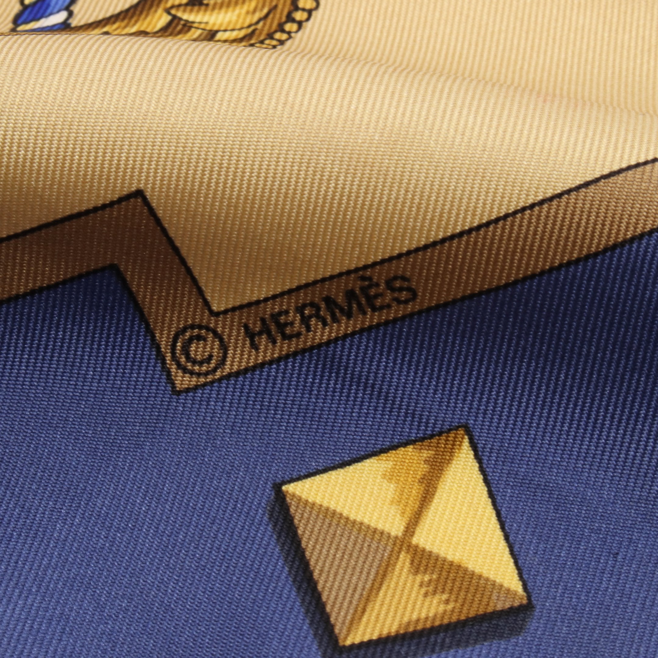 HERMES エルメス シルク スカーフ カレ90 LES CLES 【公式通販】