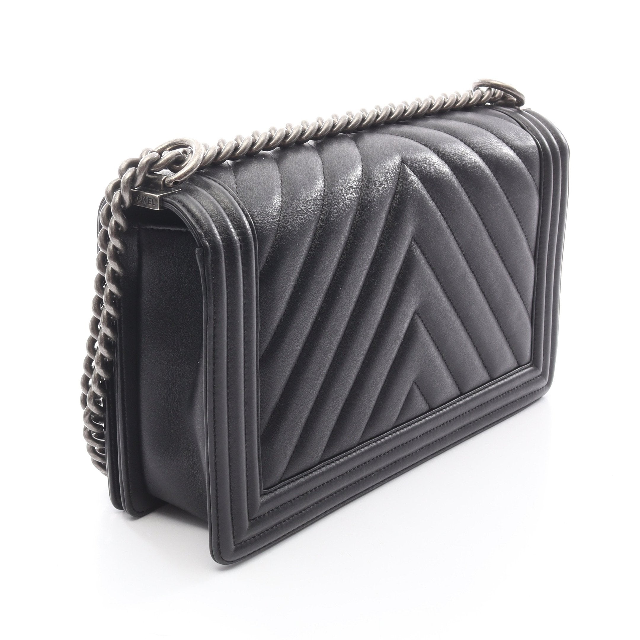 ボーイシャネル ラージ Vステッチ シェブロン チェーン