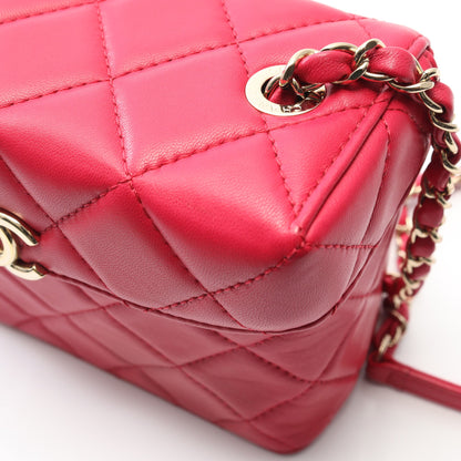 マトラッセ チェーンショルダーバッグ ラムスキン ピンクパープル ゴールド金具 シャネル バッグ CHANEL