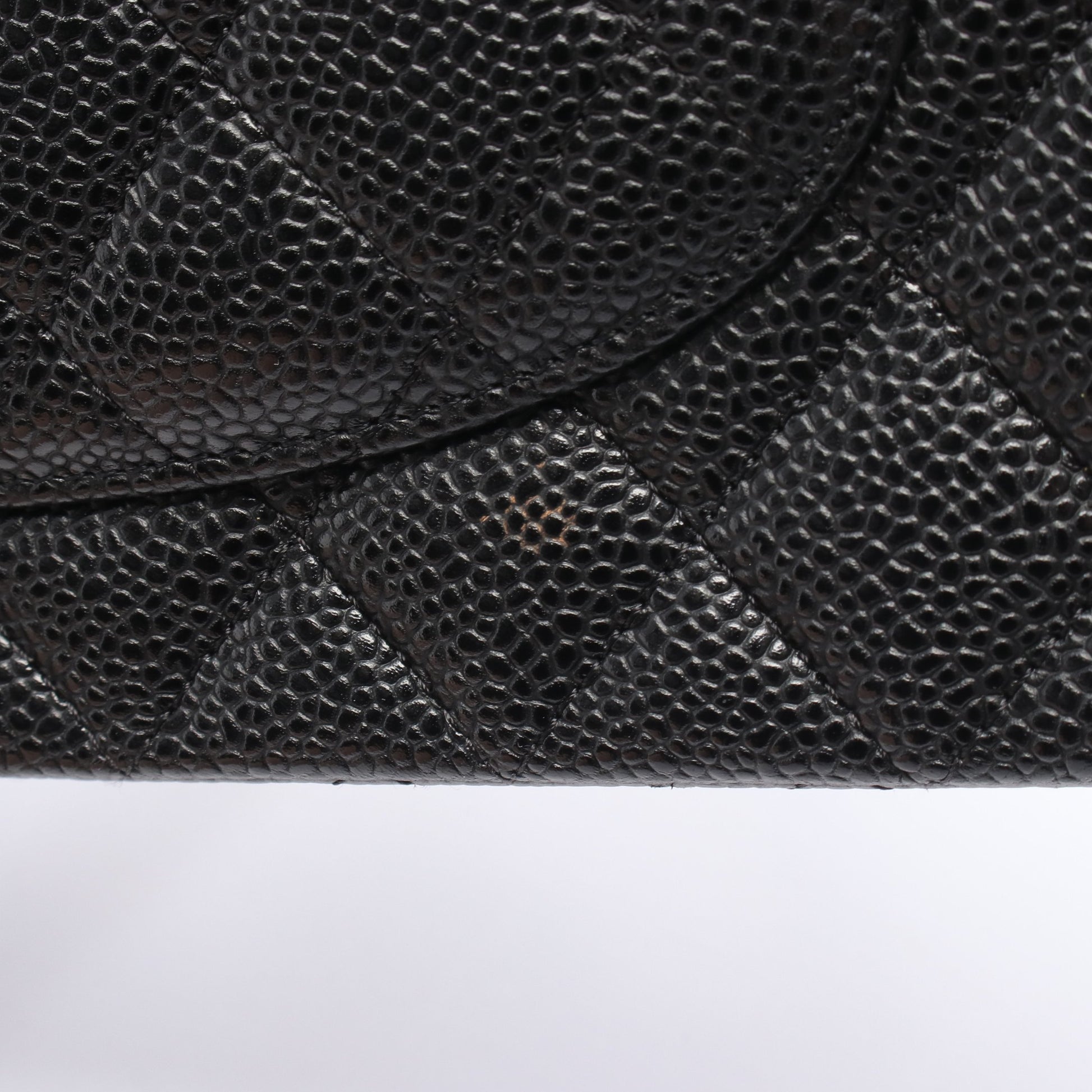 マトラッセ Wフラップ Wチェーンショルダーバッグ キャビアスキン ブラック シルバー金具 シャネル バッグ CHANEL