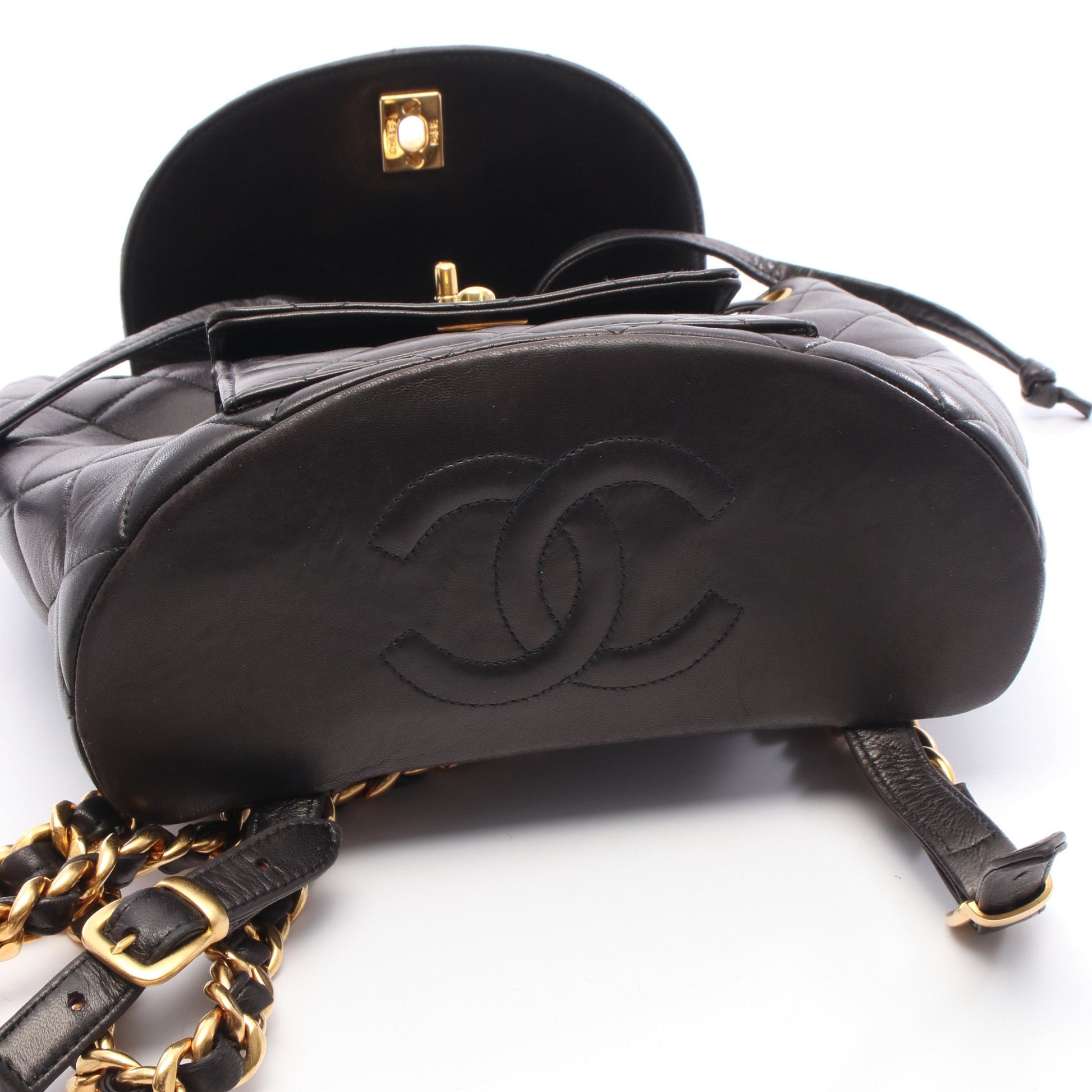 マトラッセ バックパック リュックサック ラムスキン ブラック ゴールド金具 シャネル バッグ CHANEL