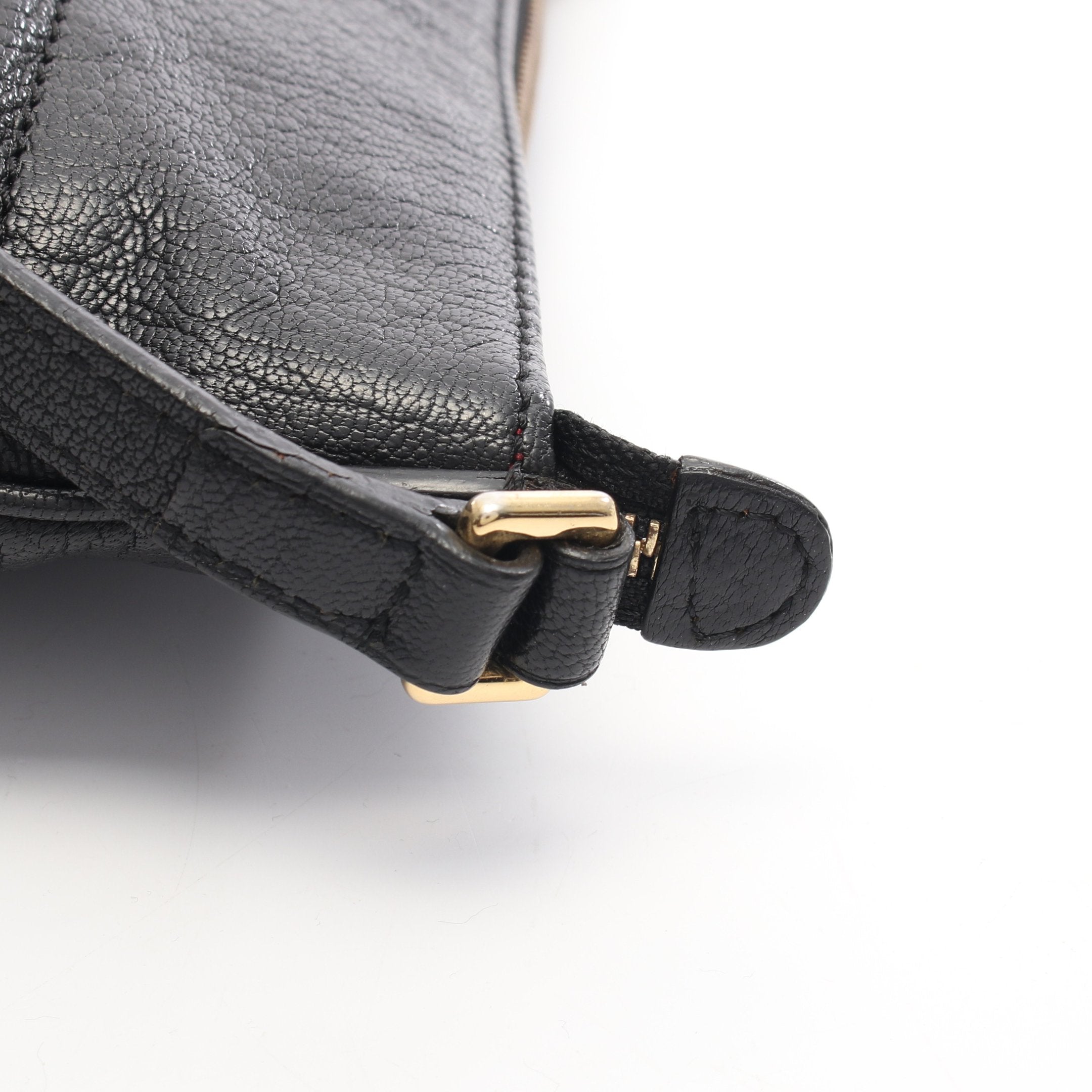 ロエベ LOEWE ショルダーバッグ レザー ブラック　アナグラム LOEWE ロエベ アナグラム ブラック 黒 シルバー金具 レザー ショルダー