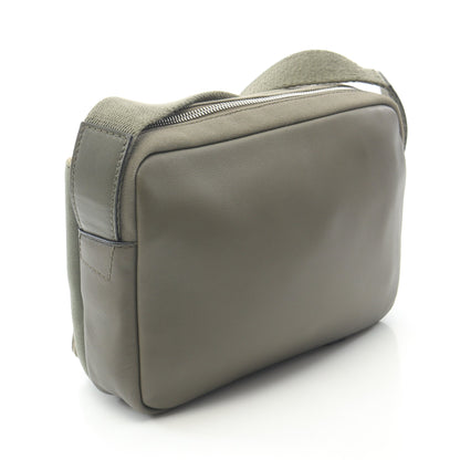 MILITARY MESSENGER SIGNAT ミリタリー メッセンジャーバッグ XS ショルダーバッグ キャンバス レザー カーキグリーン ロエベ バッグ LOEWE