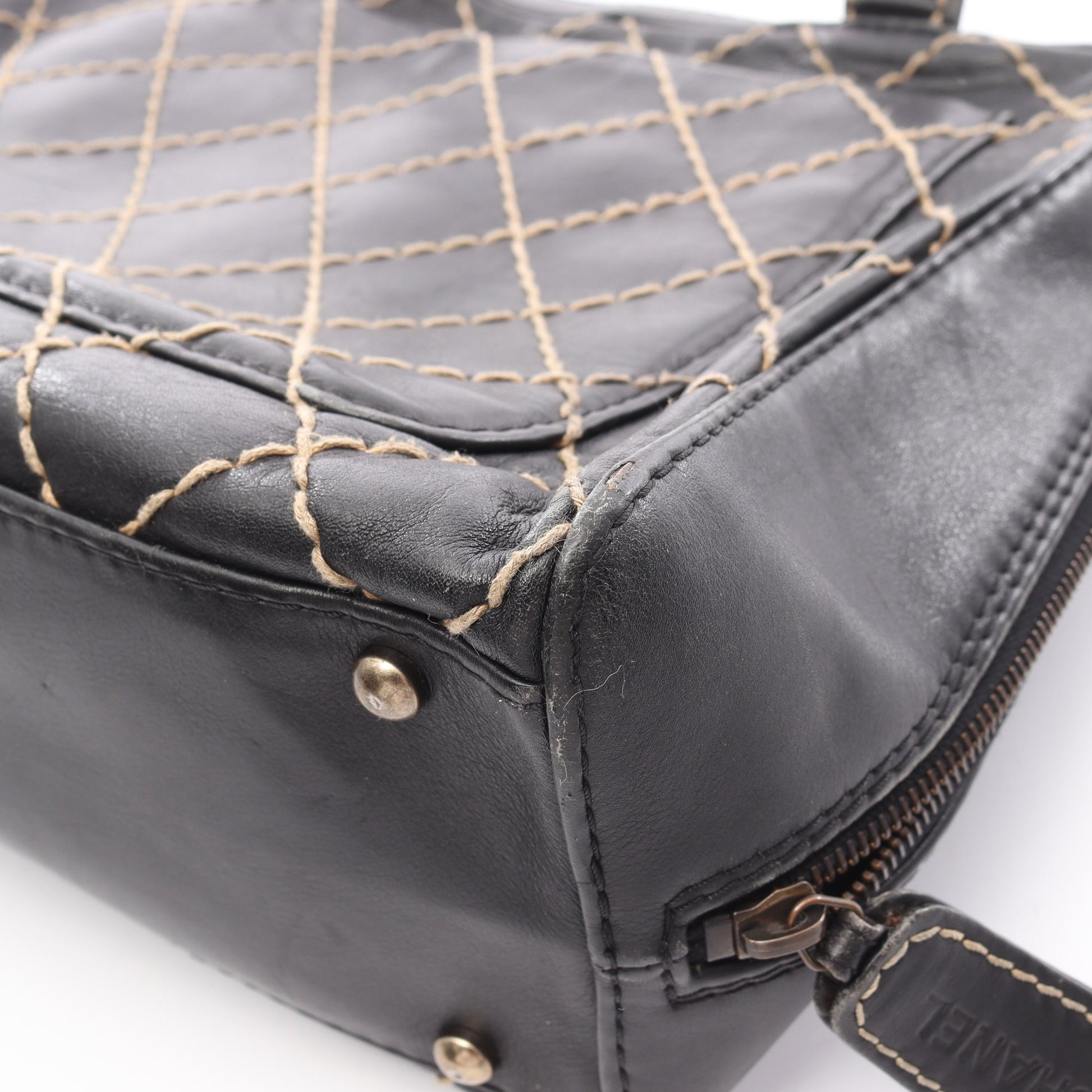 ワイルドステッチ ハンドバッグ レザー ブラック ゴールド金具 シャネル バッグ CHANEL