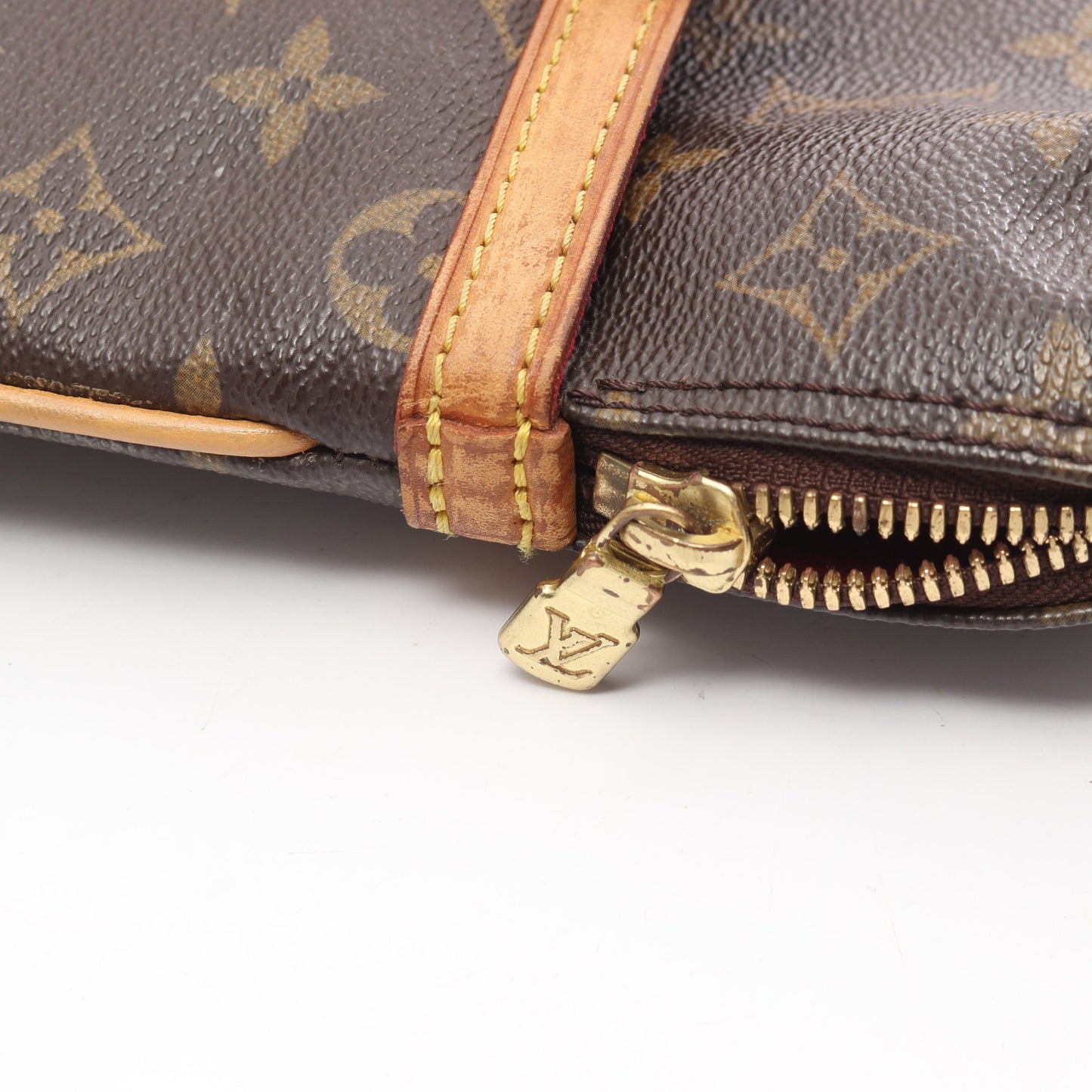 クーサンGM モノグラム ショルダーバッグ PVC レザー ブラウン ルイヴィトン バッグ LOUIS VUITTON