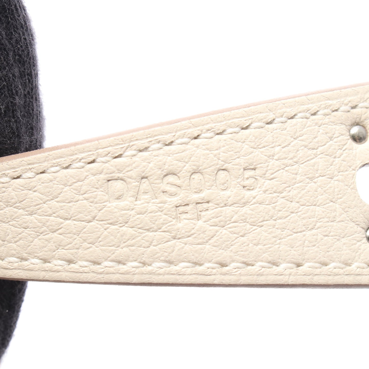 リンディ26 ベトン ショルダーバッグ トリヨンクレマンス アイボリー シルバー金具 D刻印 エルメス バッグ HERMES