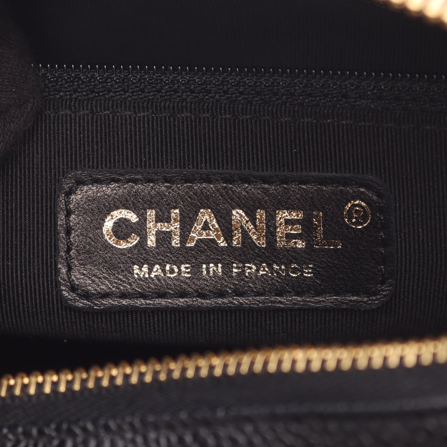 マトラッセ チェーンショルダーバッグ ワンショルダーバッグ キャビアスキン ブラック ゴールド金具 シャネル バッグ CHANEL