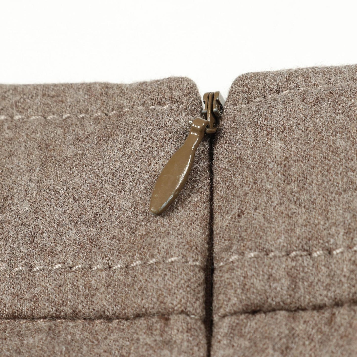 スカート ウール グレーブラウン ブルネロクチネリ ボトムス BRUNELLO CUCINELLI